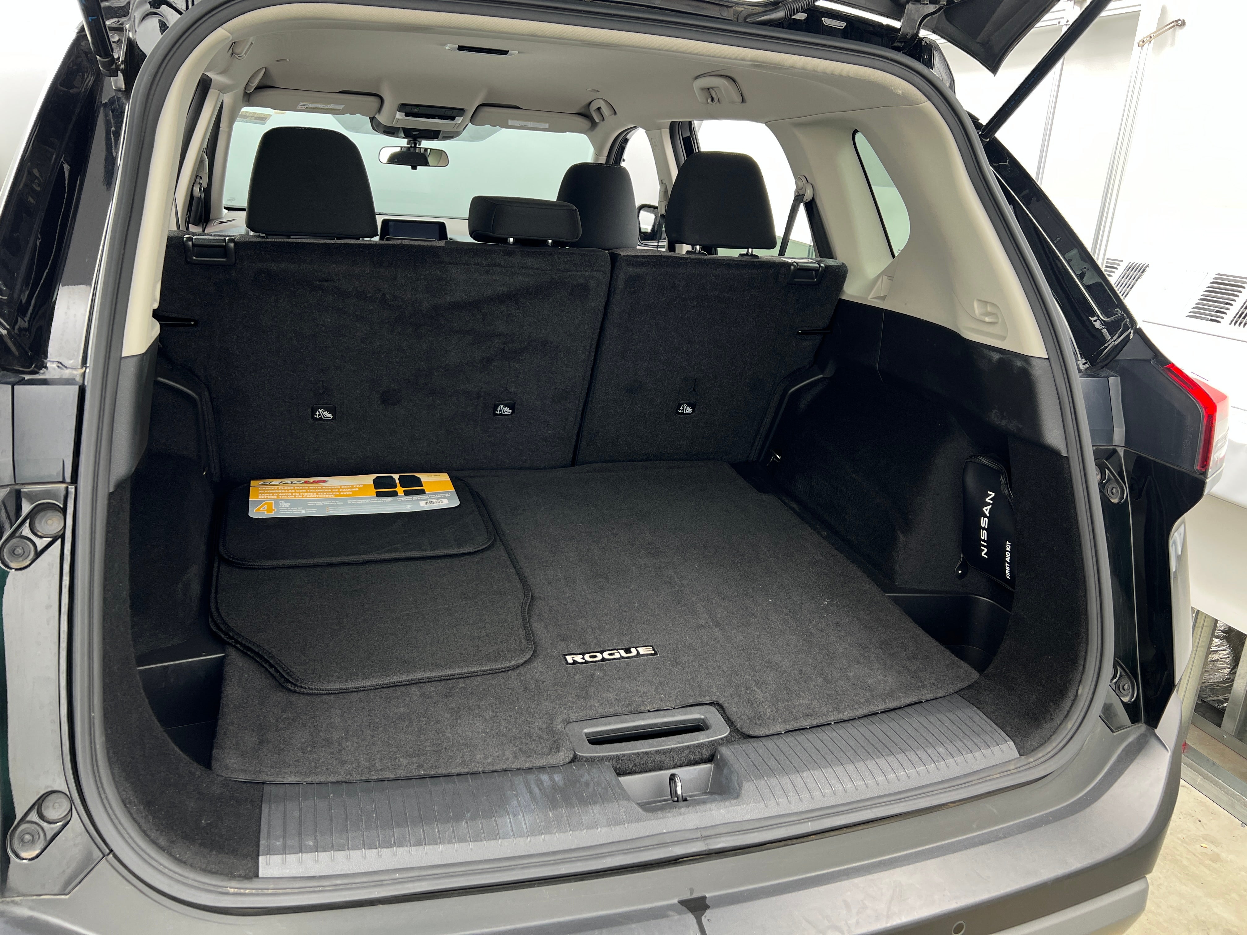 2023 Nissan Rogue SV 7