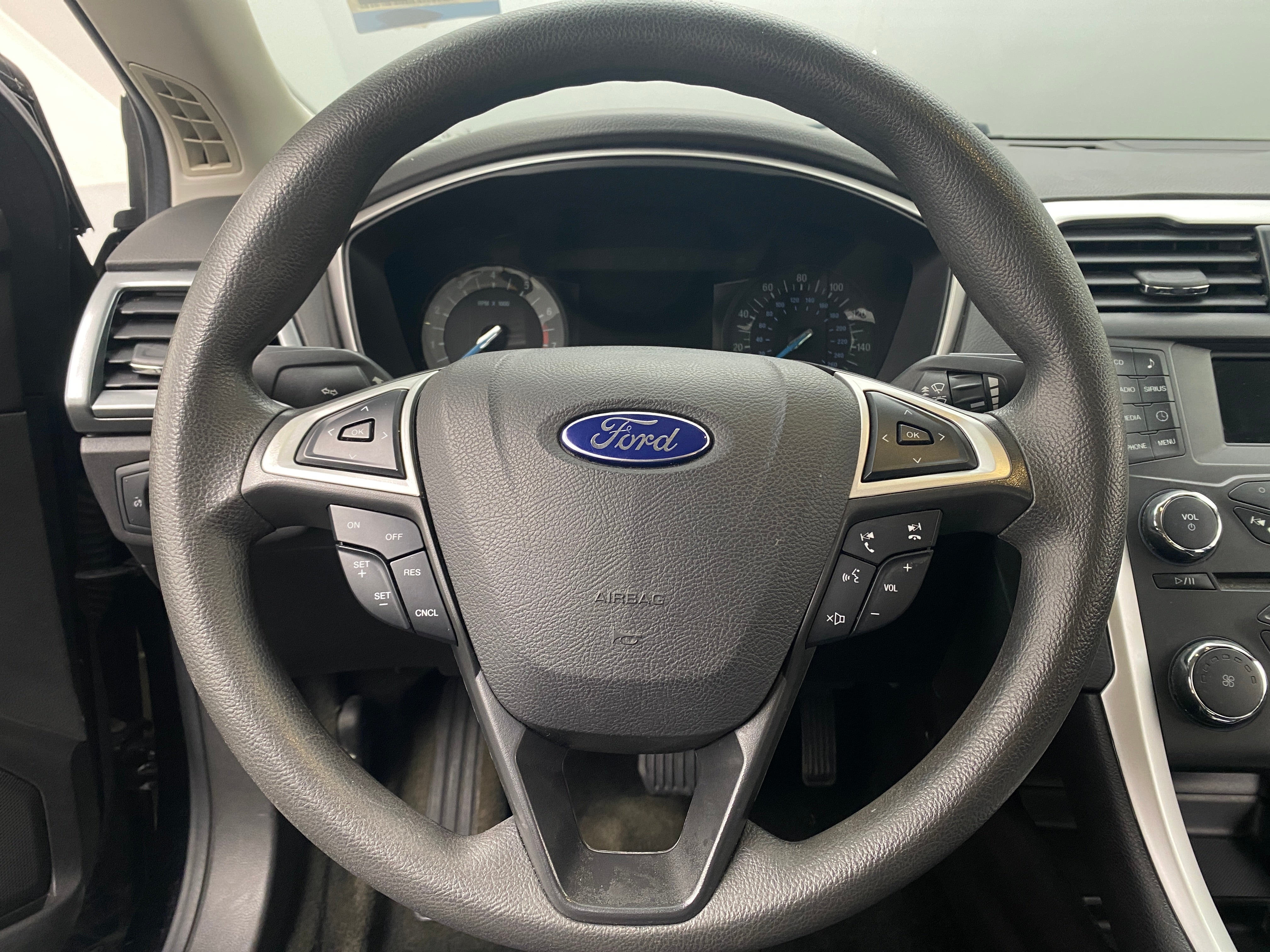 2016 Ford Fusion SE 5