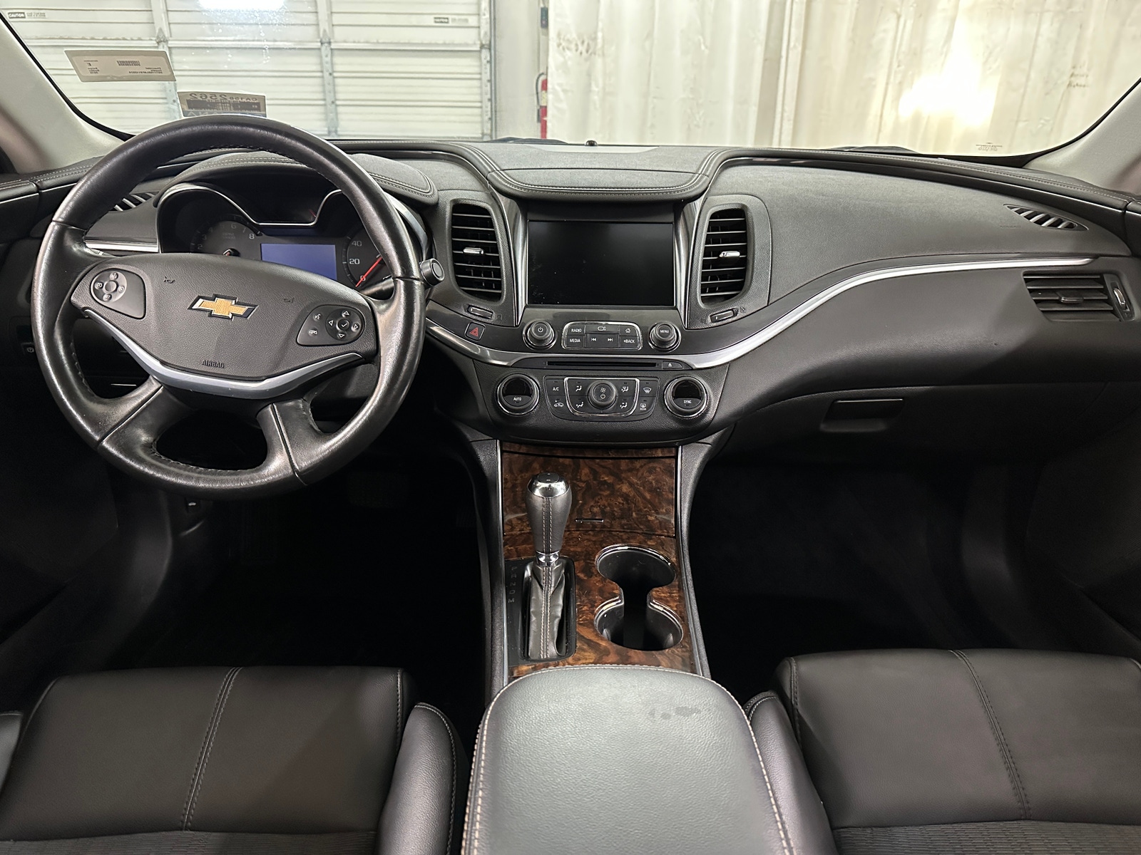 Thumbnail: 2015 Chevrolet Impala - 3