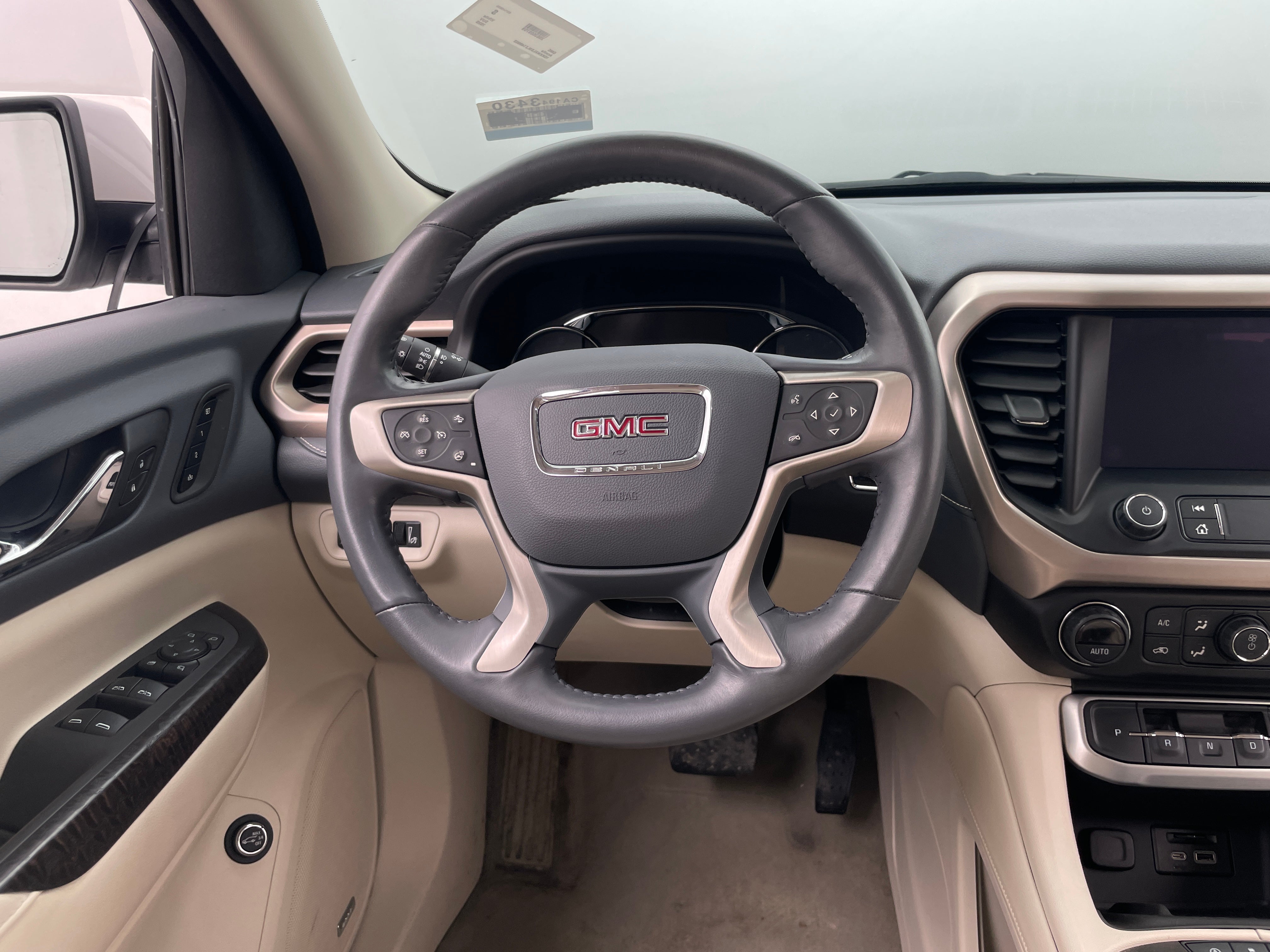 2020 GMC Acadia Denali 4