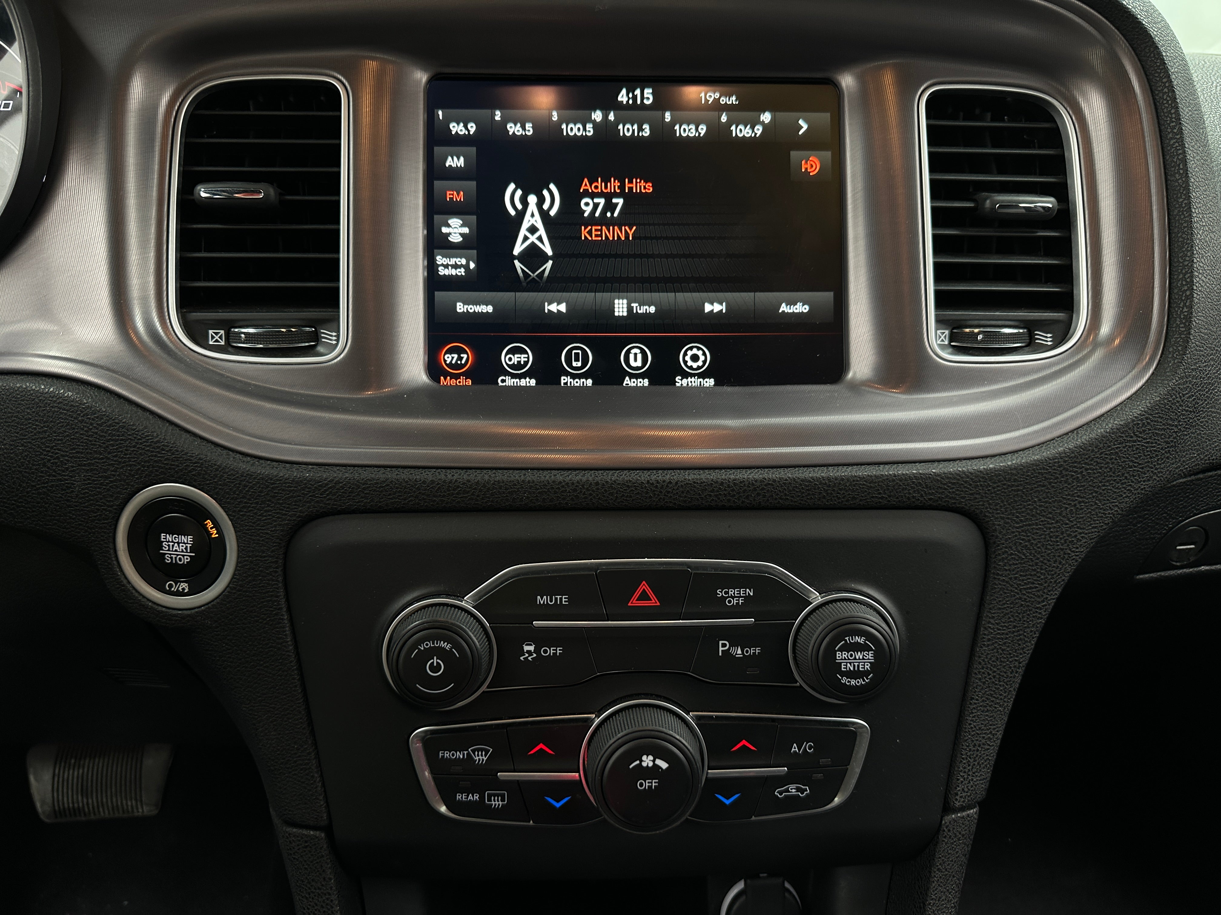 2023 Dodge Charger SXT 4