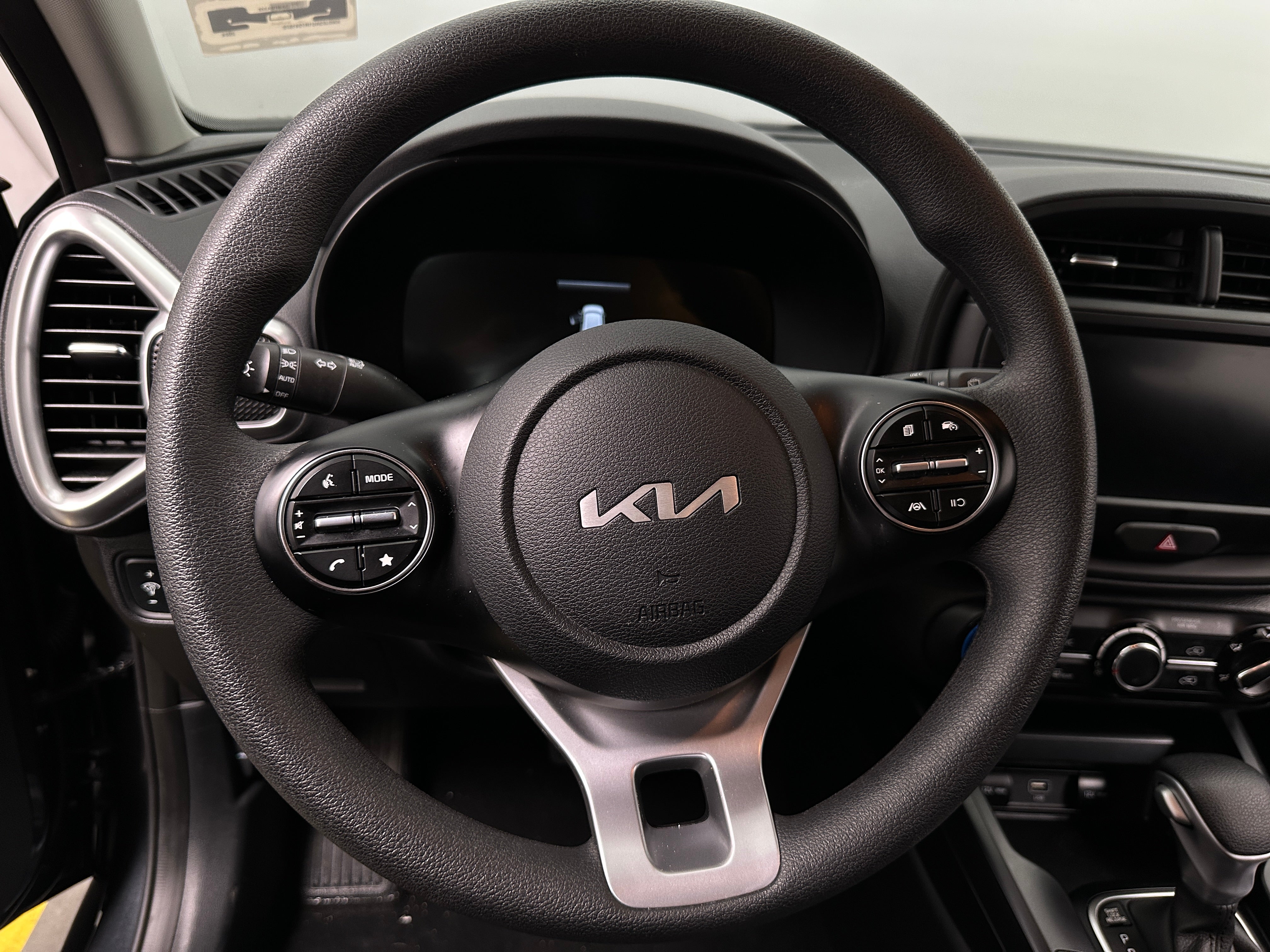 2024 Kia Soul LX 5