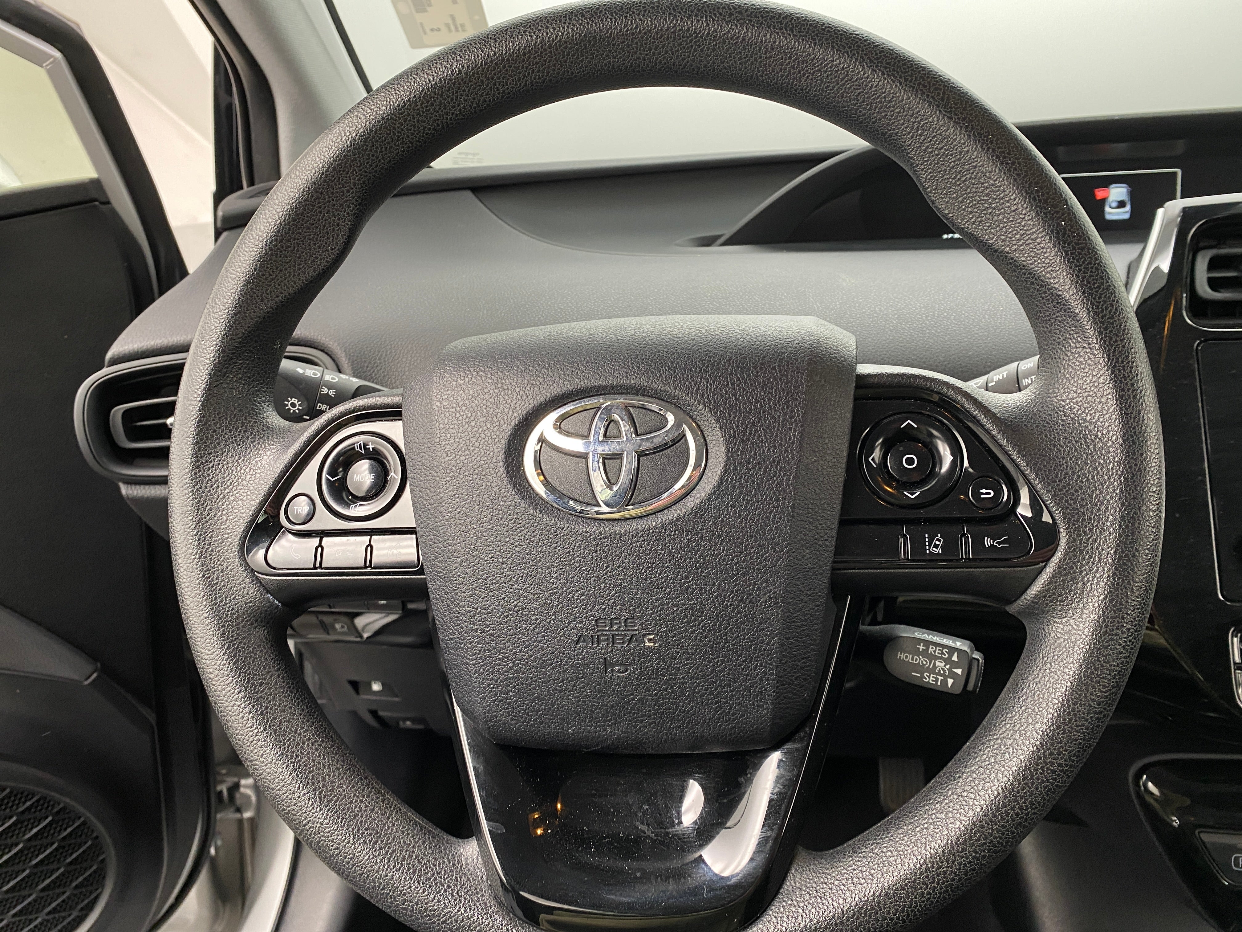 2019 Toyota Prius LE 5