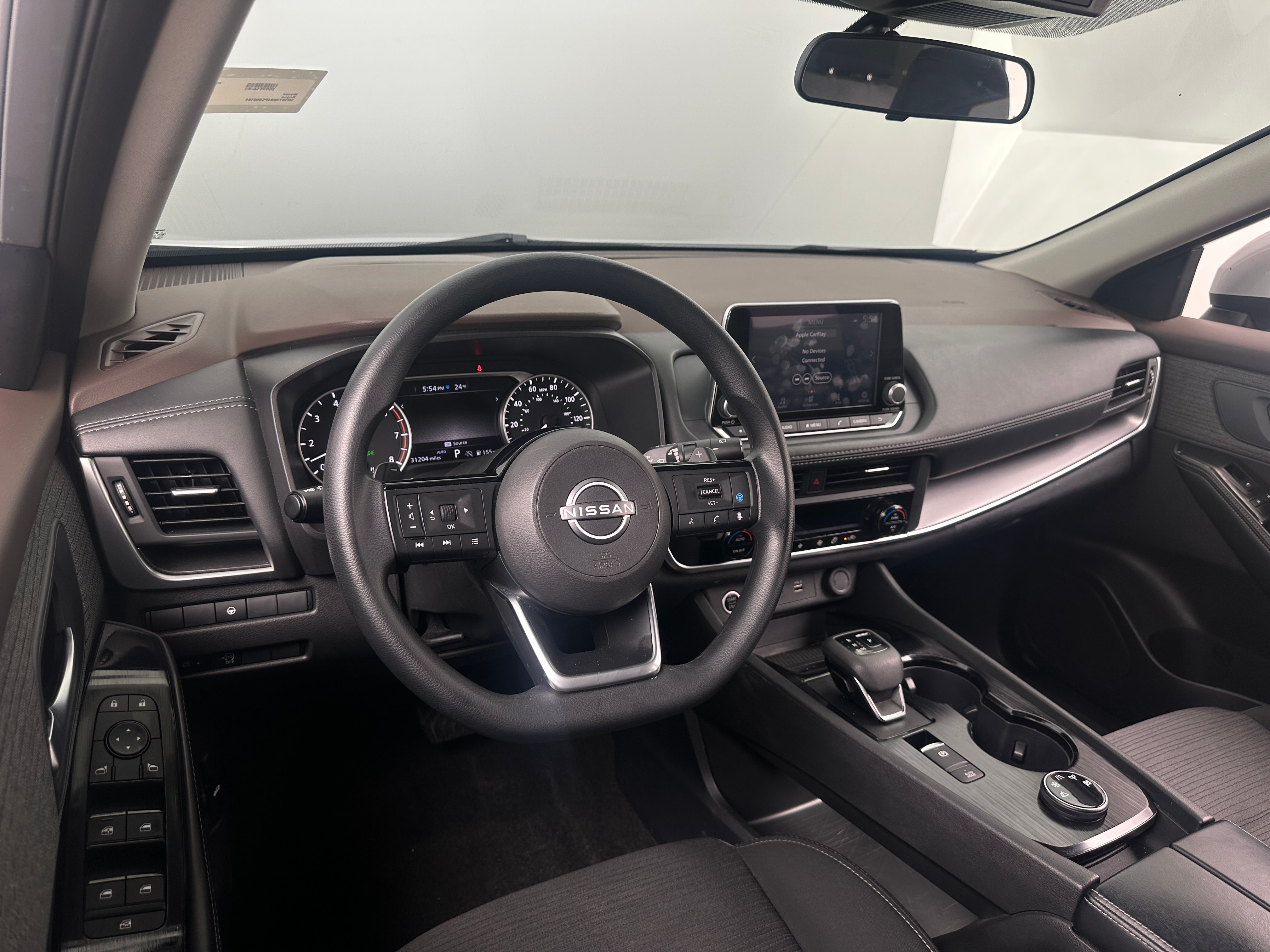 2023 Nissan Rogue SV 3