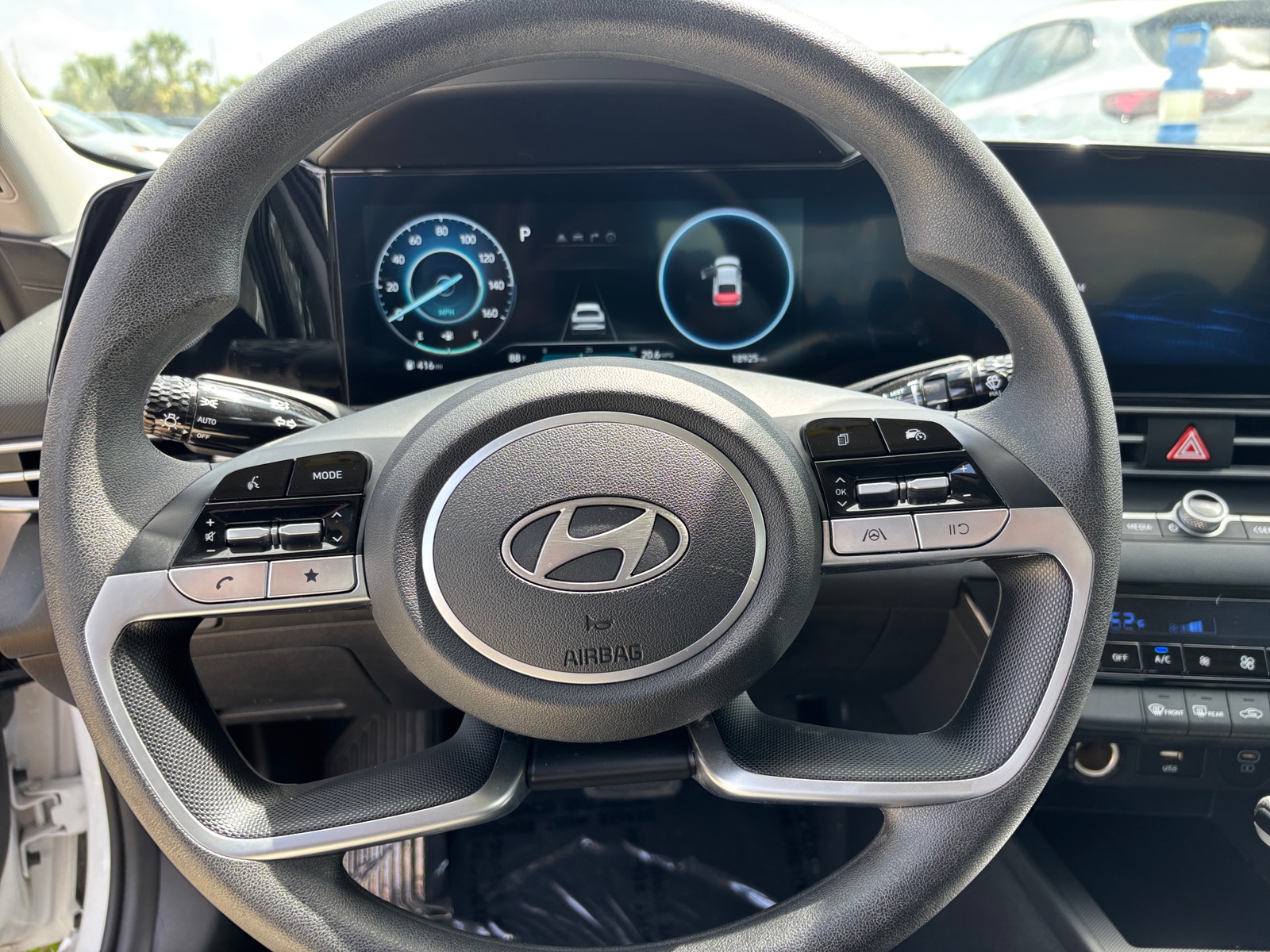 Thumbnail: 2024 Hyundai Elantra - 5