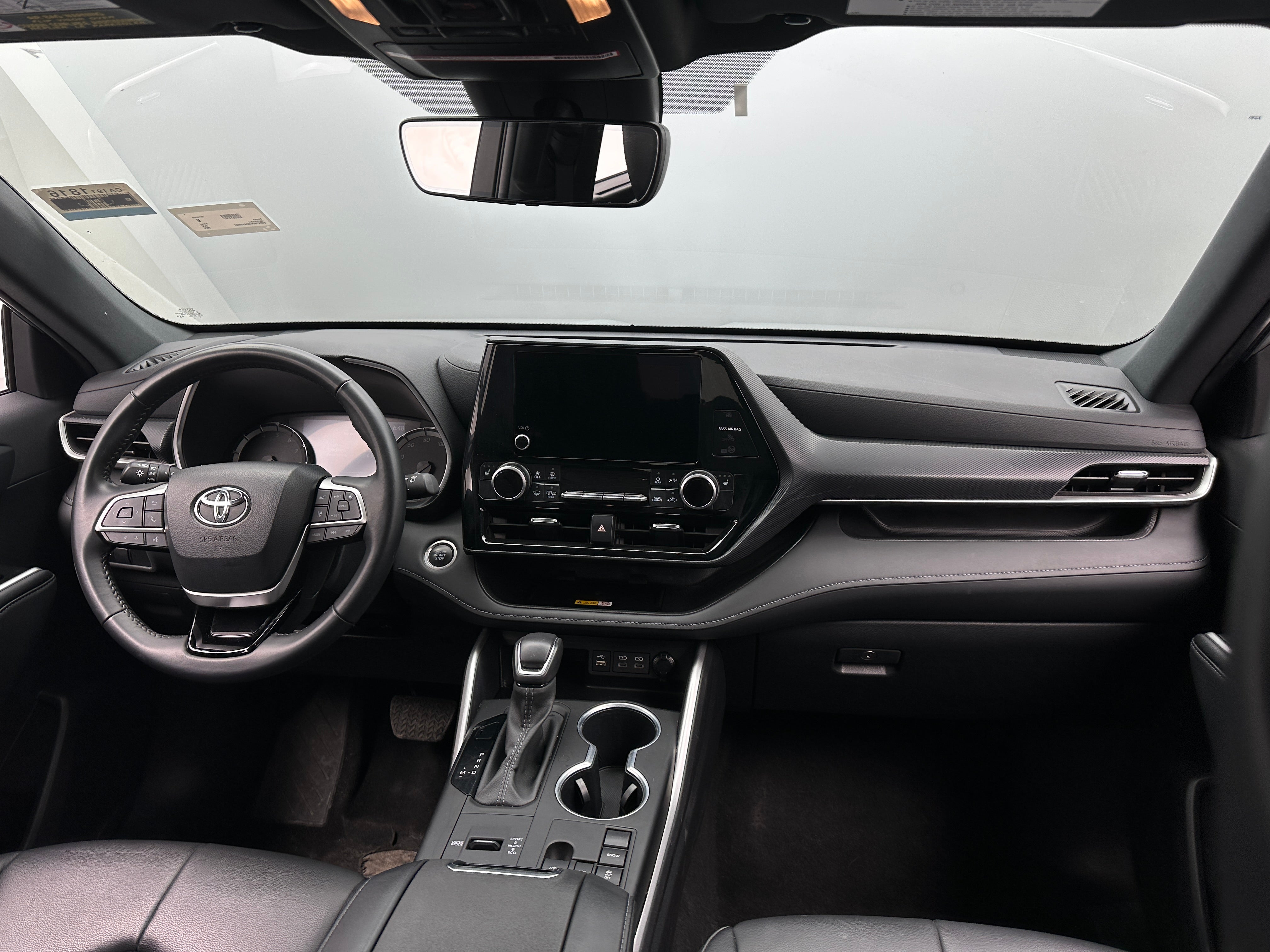 2024 Toyota Highlander XSE 2