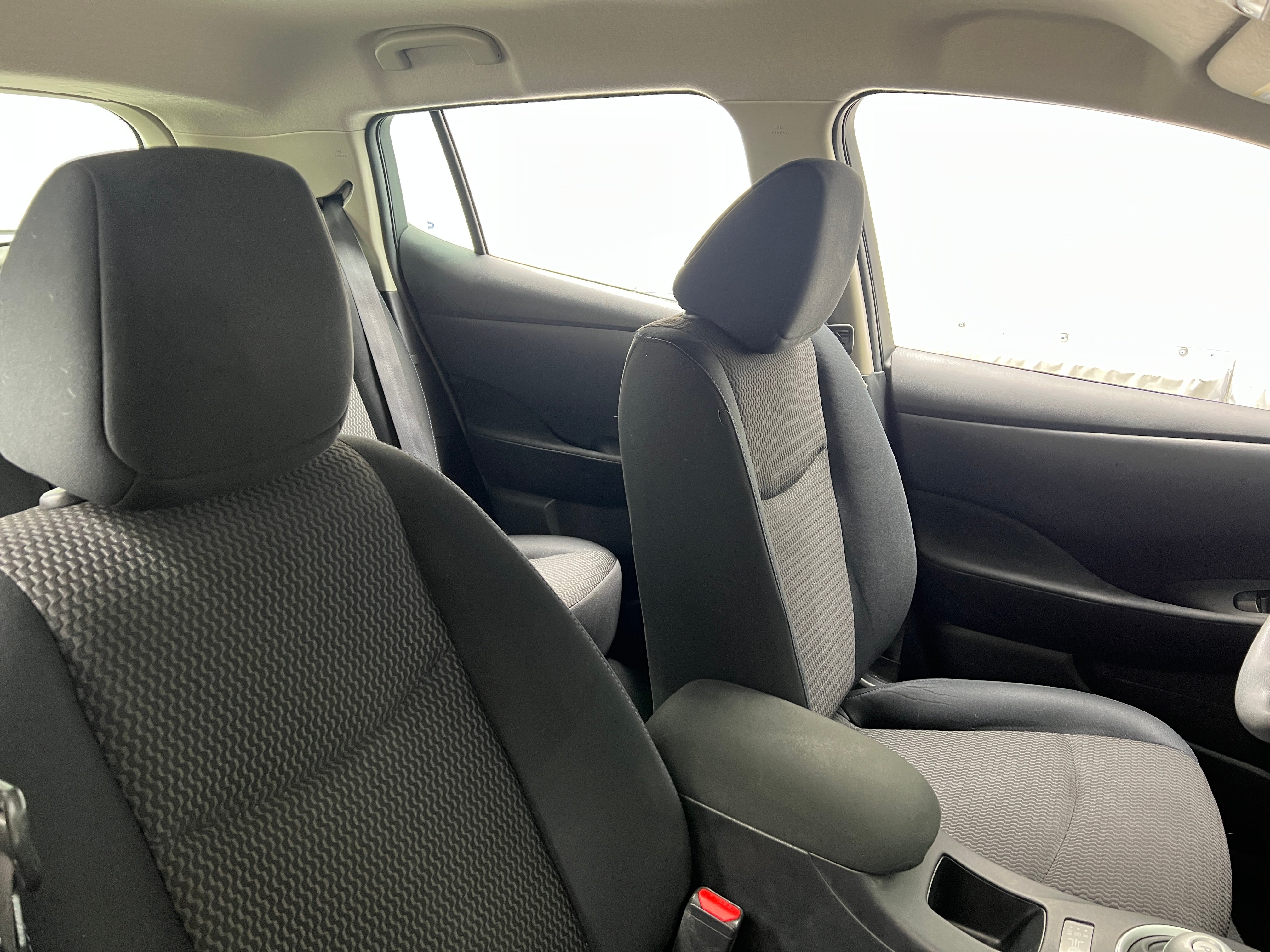 2017 Nissan Leaf S 2
