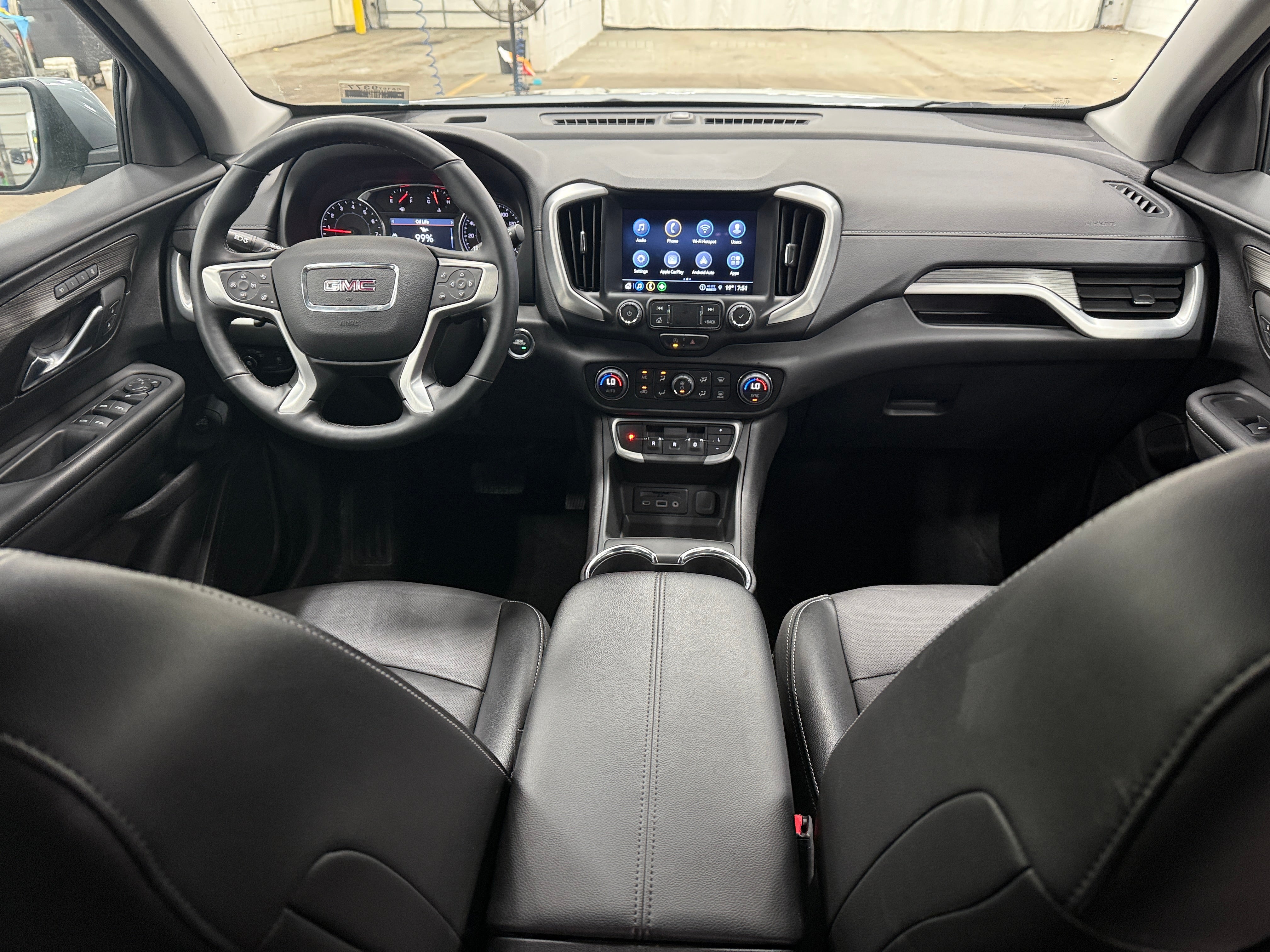 2024 GMC Terrain SLT 3