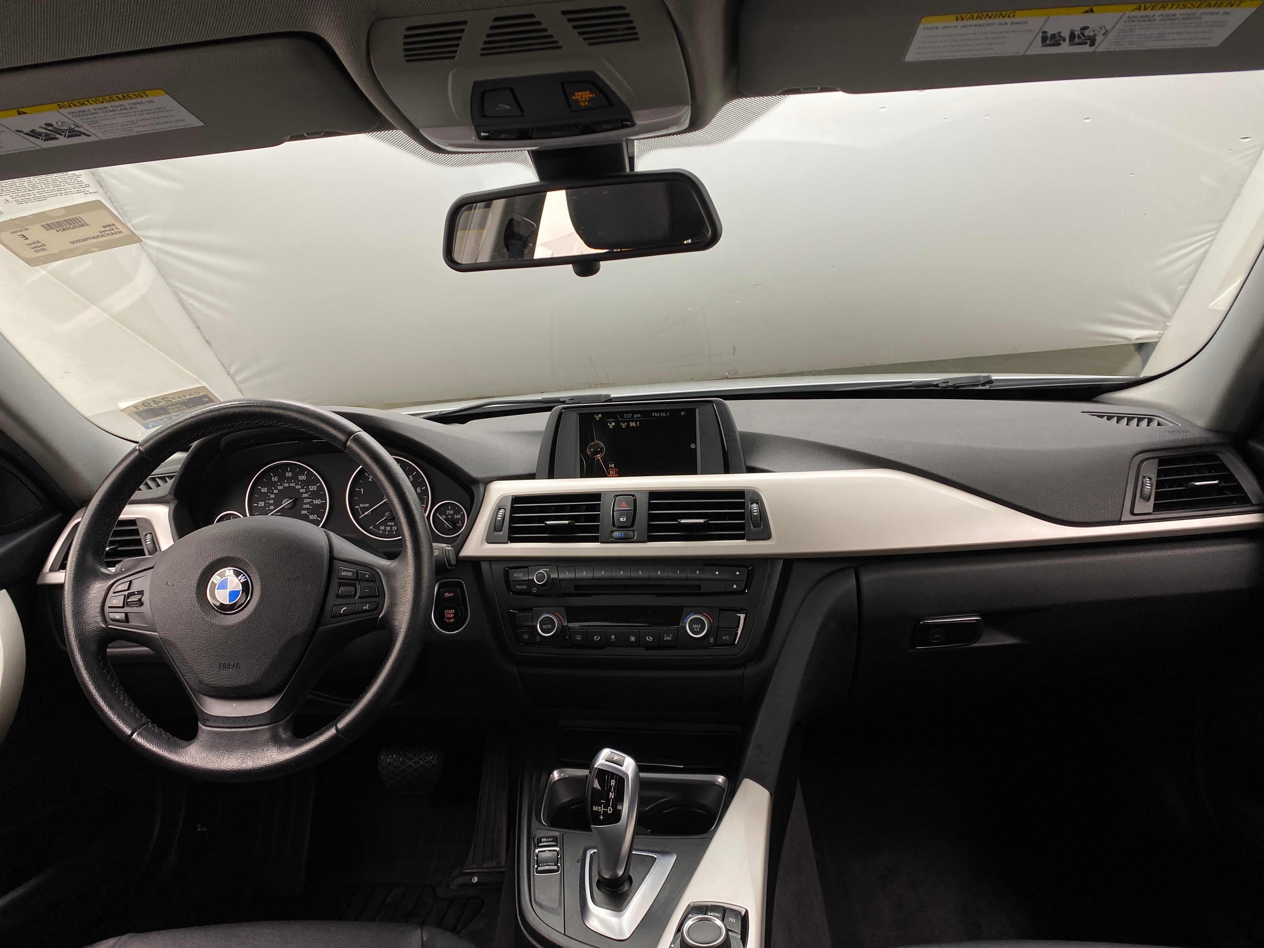 2015 BMW 3 Series 320i xDrive 3