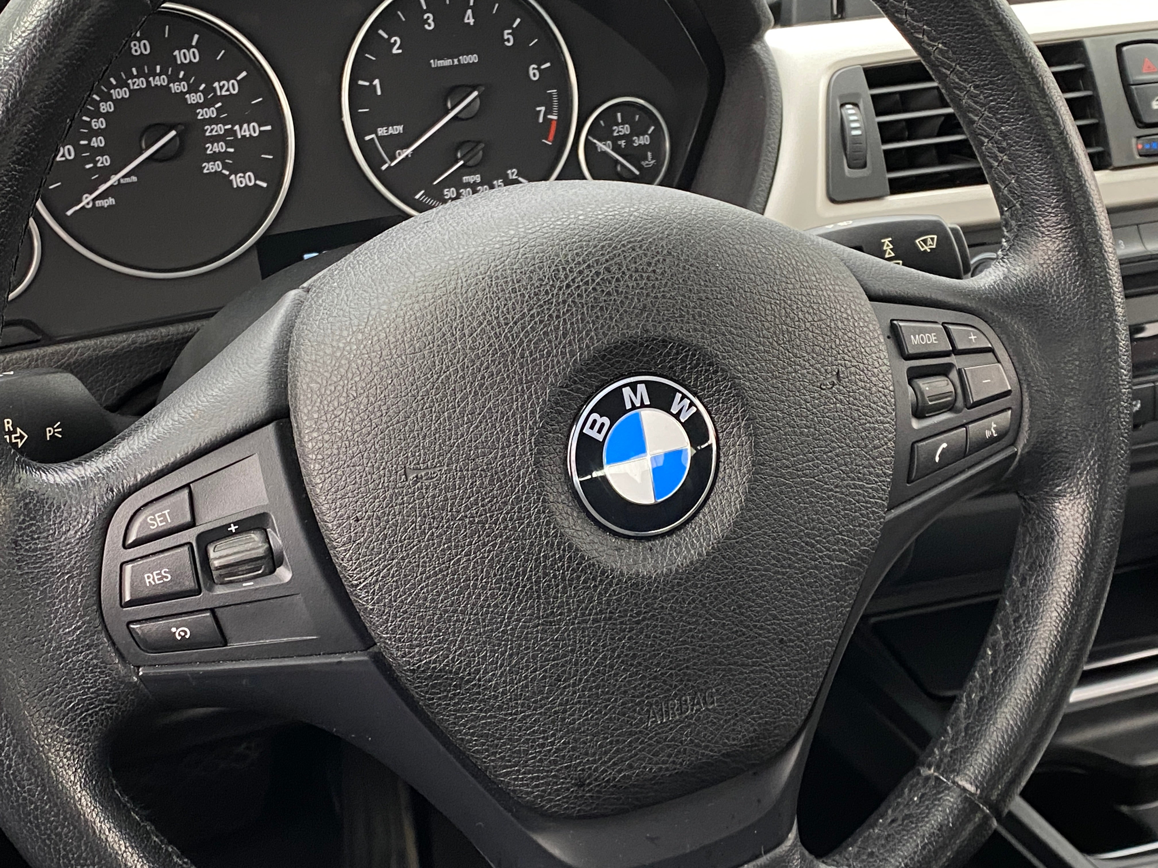 2015 BMW 3 Series 320i xDrive 5