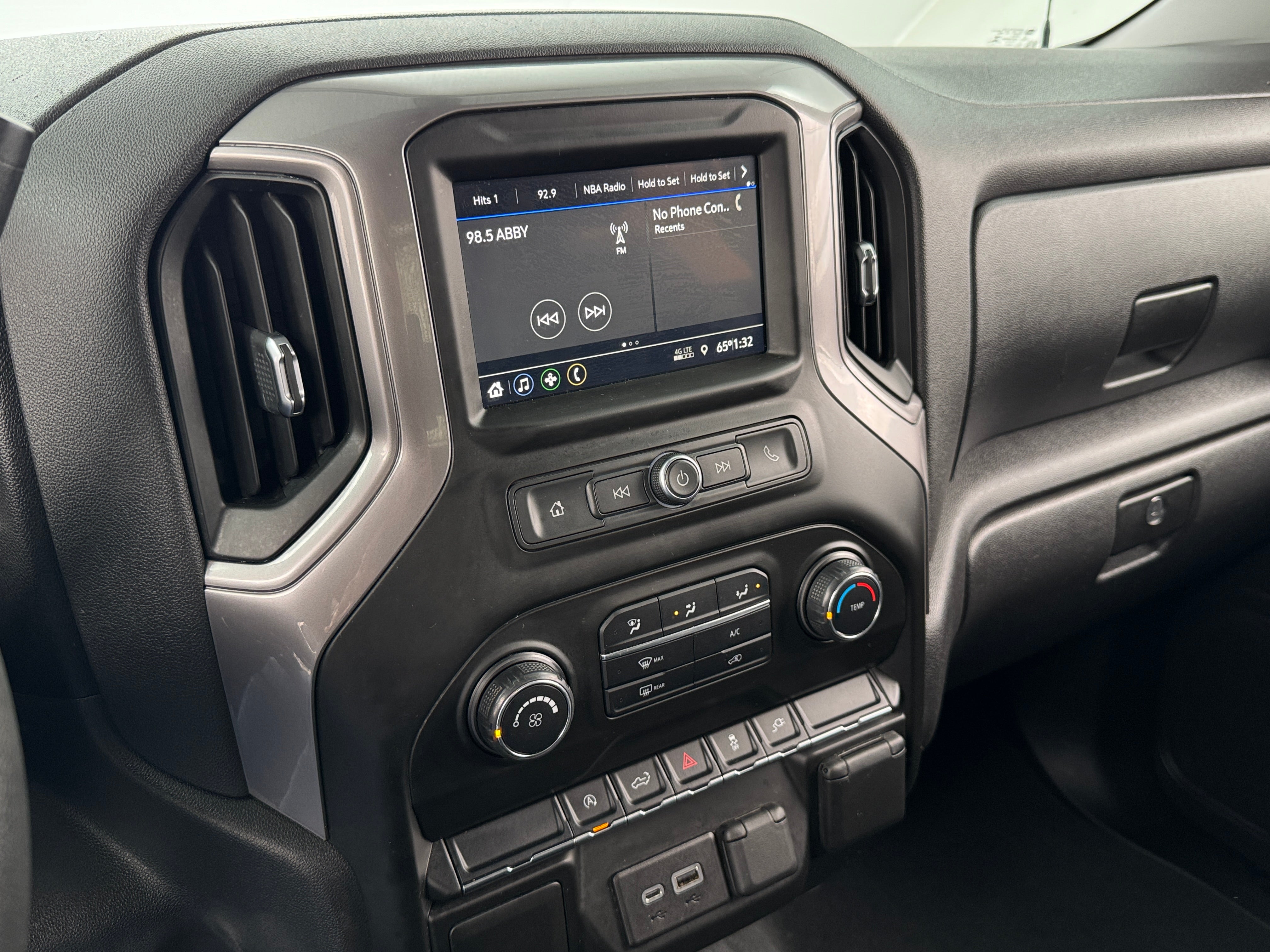 2021 Chevrolet Silverado 1500 Custom 4
