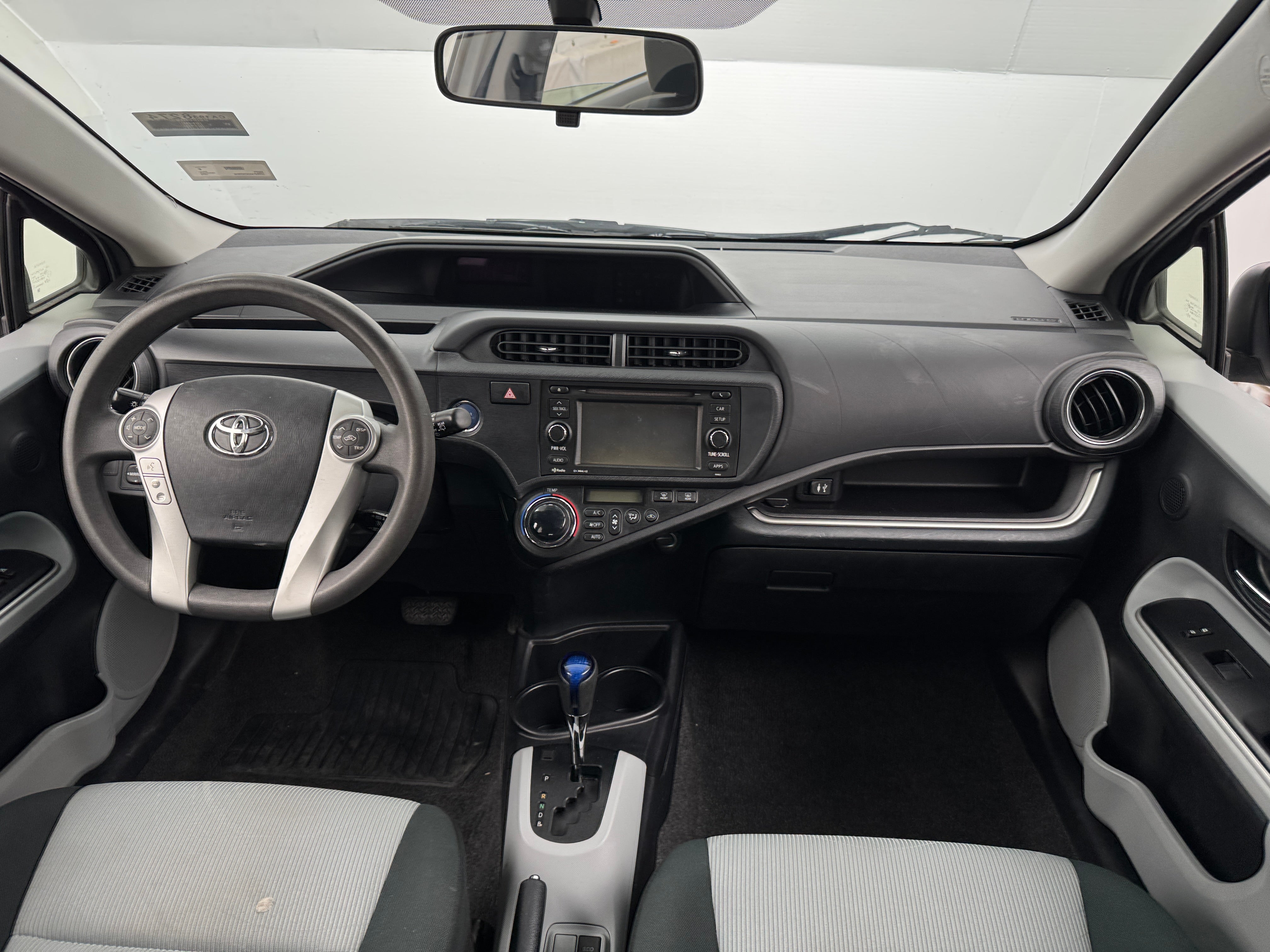 2014 Toyota Prius c Three 3