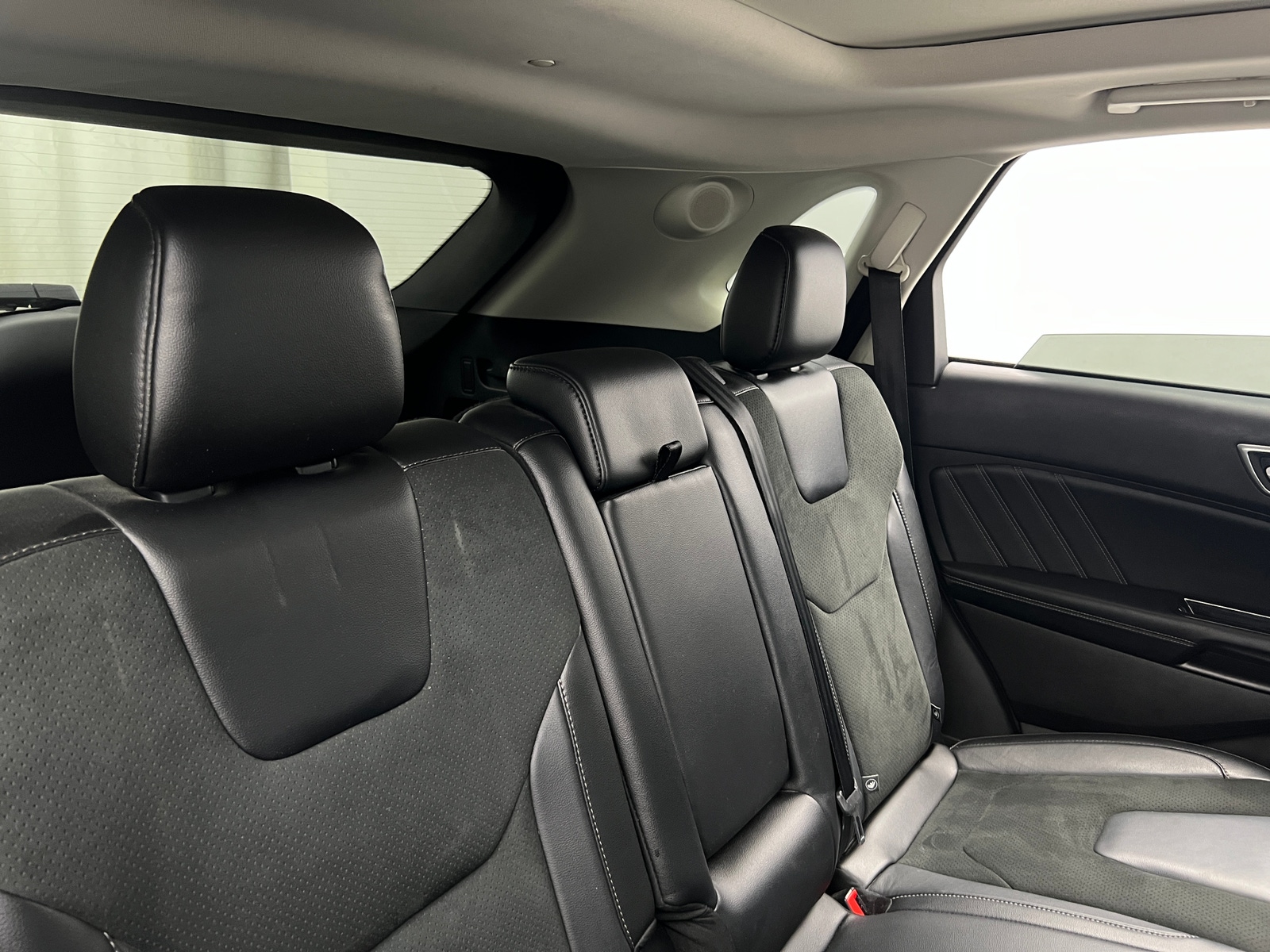 Thumbnail: 2016 Ford Edge - 5