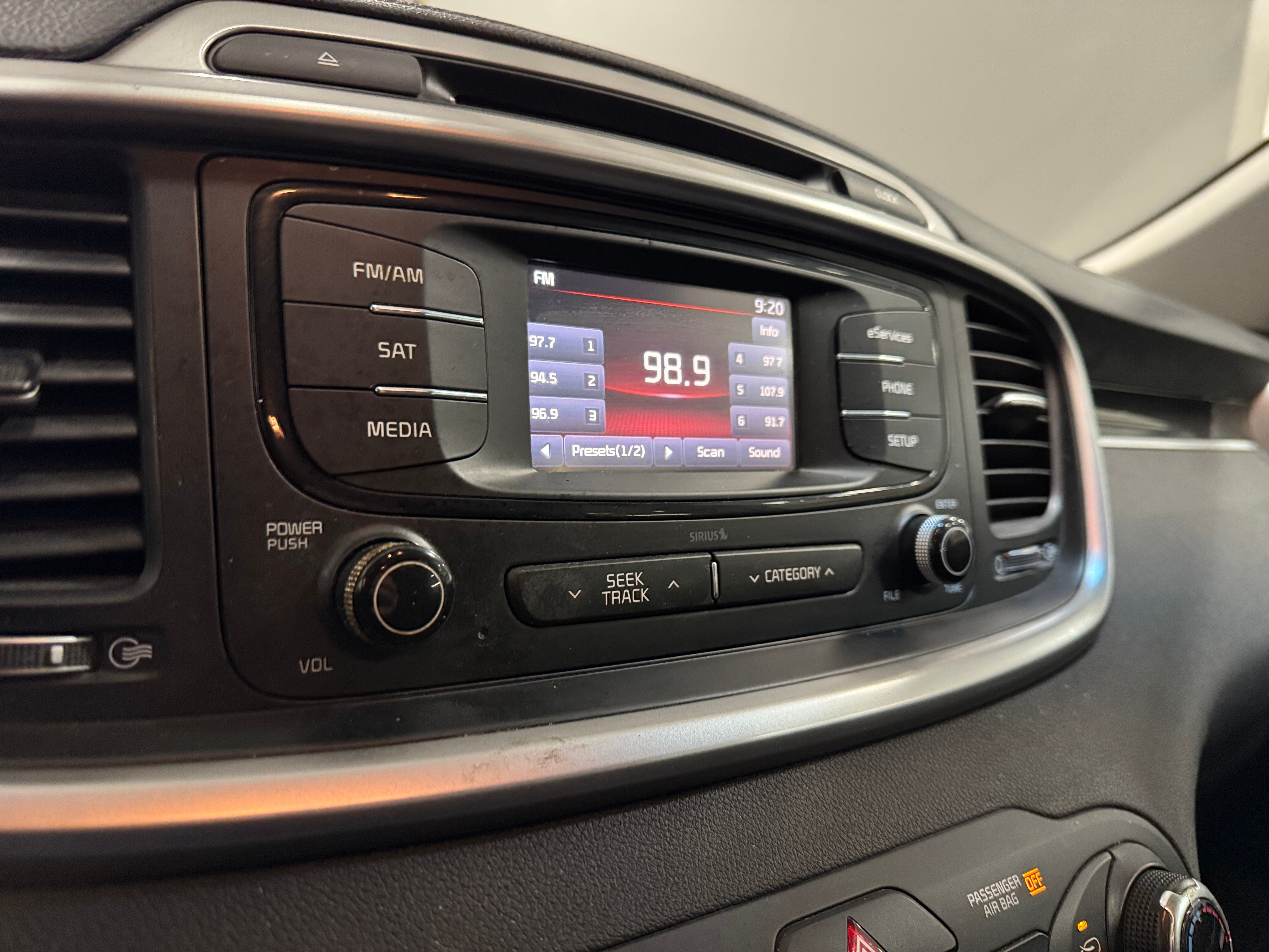 2016 Kia Sorento LX 4