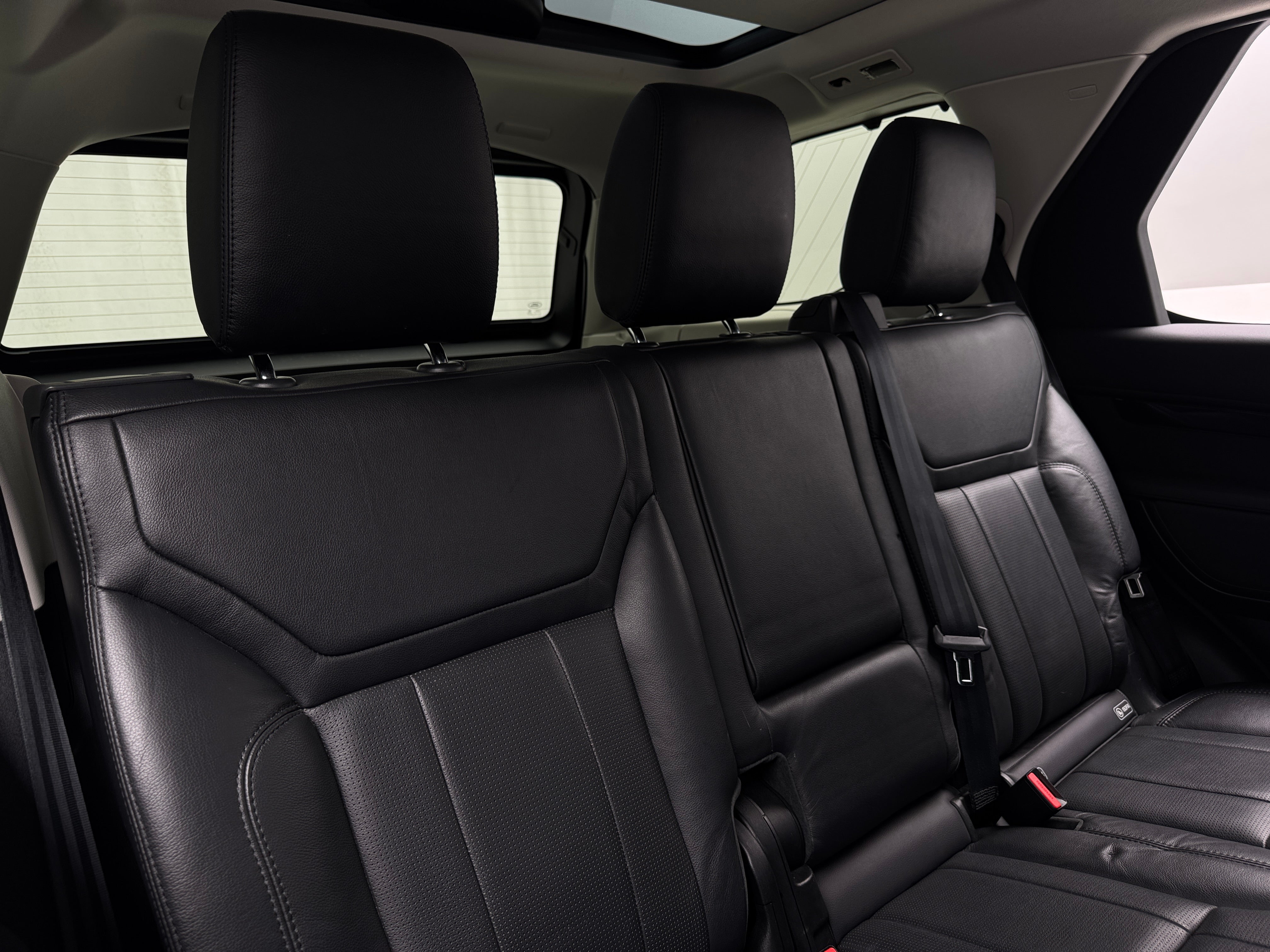 2020 Land Rover Discovery SE 5