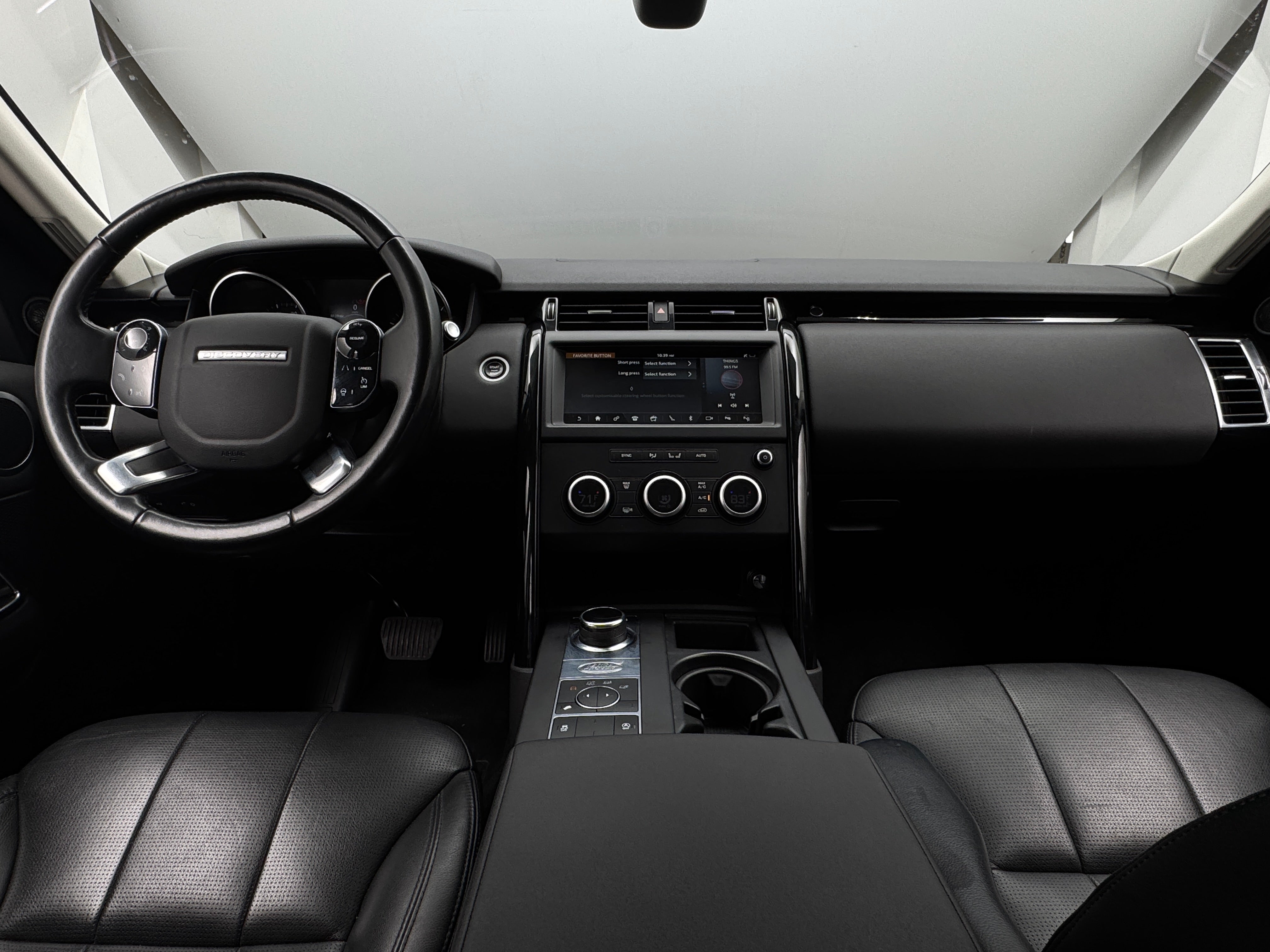 2020 Land Rover Discovery SE 2