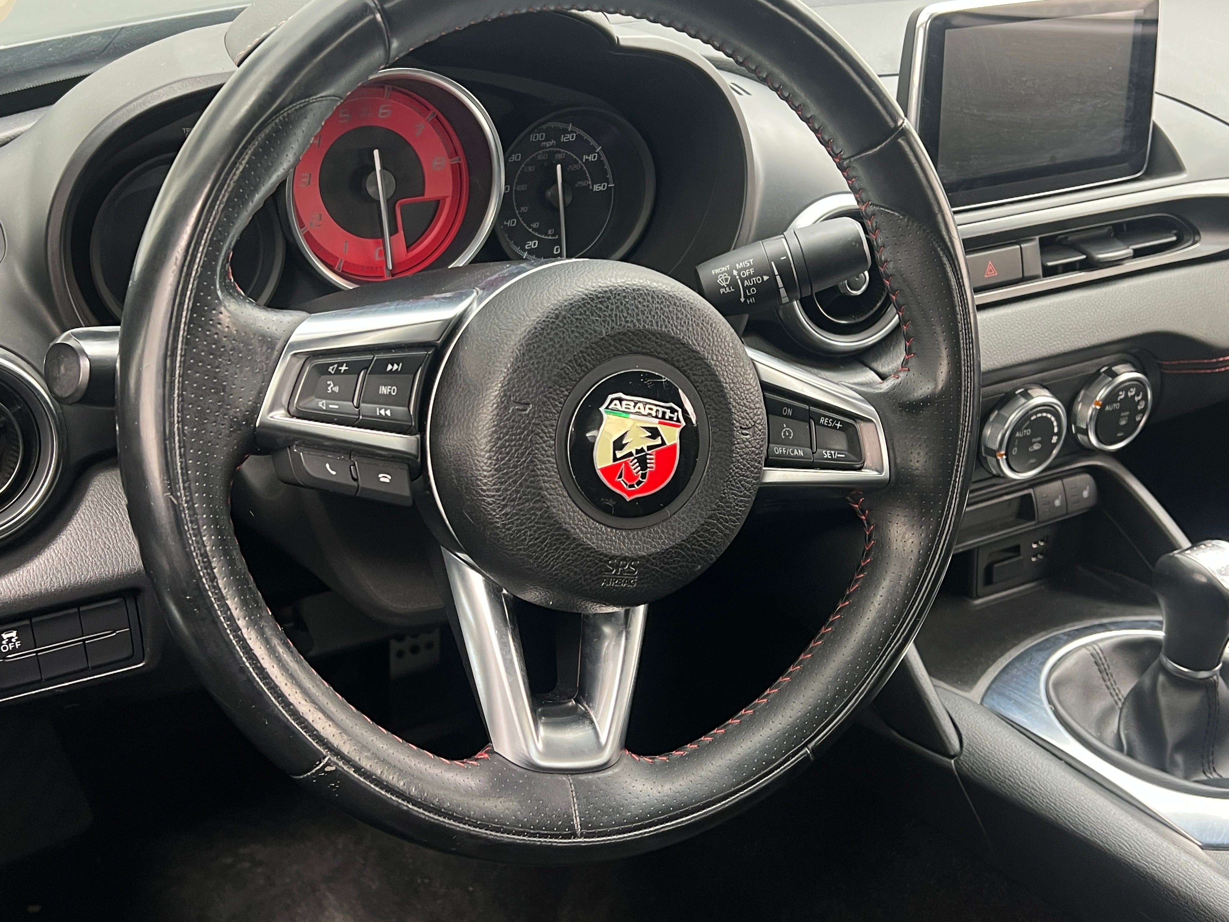 2017 Fiat 124 Spider Abarth 5