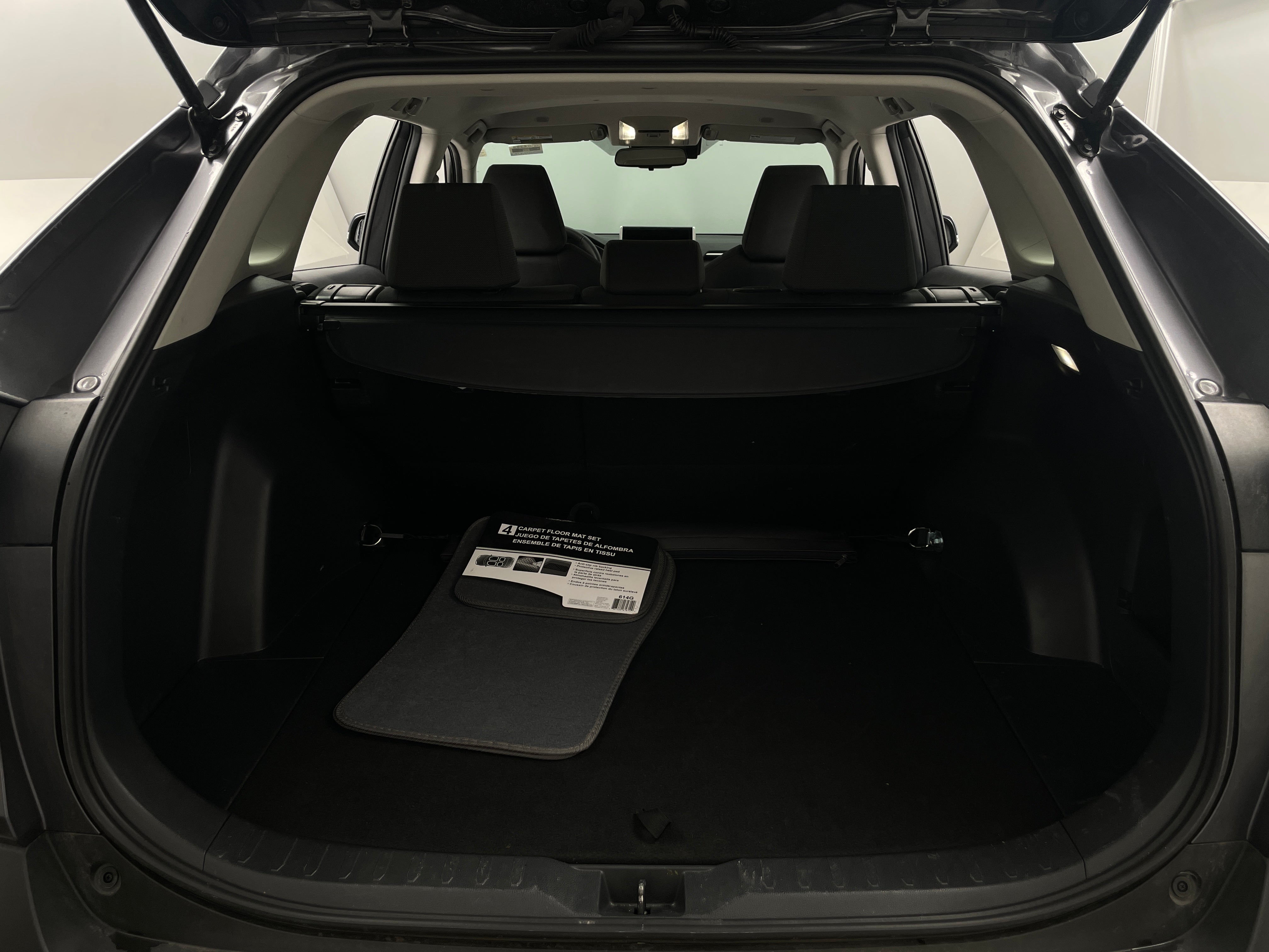 2024 Toyota RAV4 XLE 7