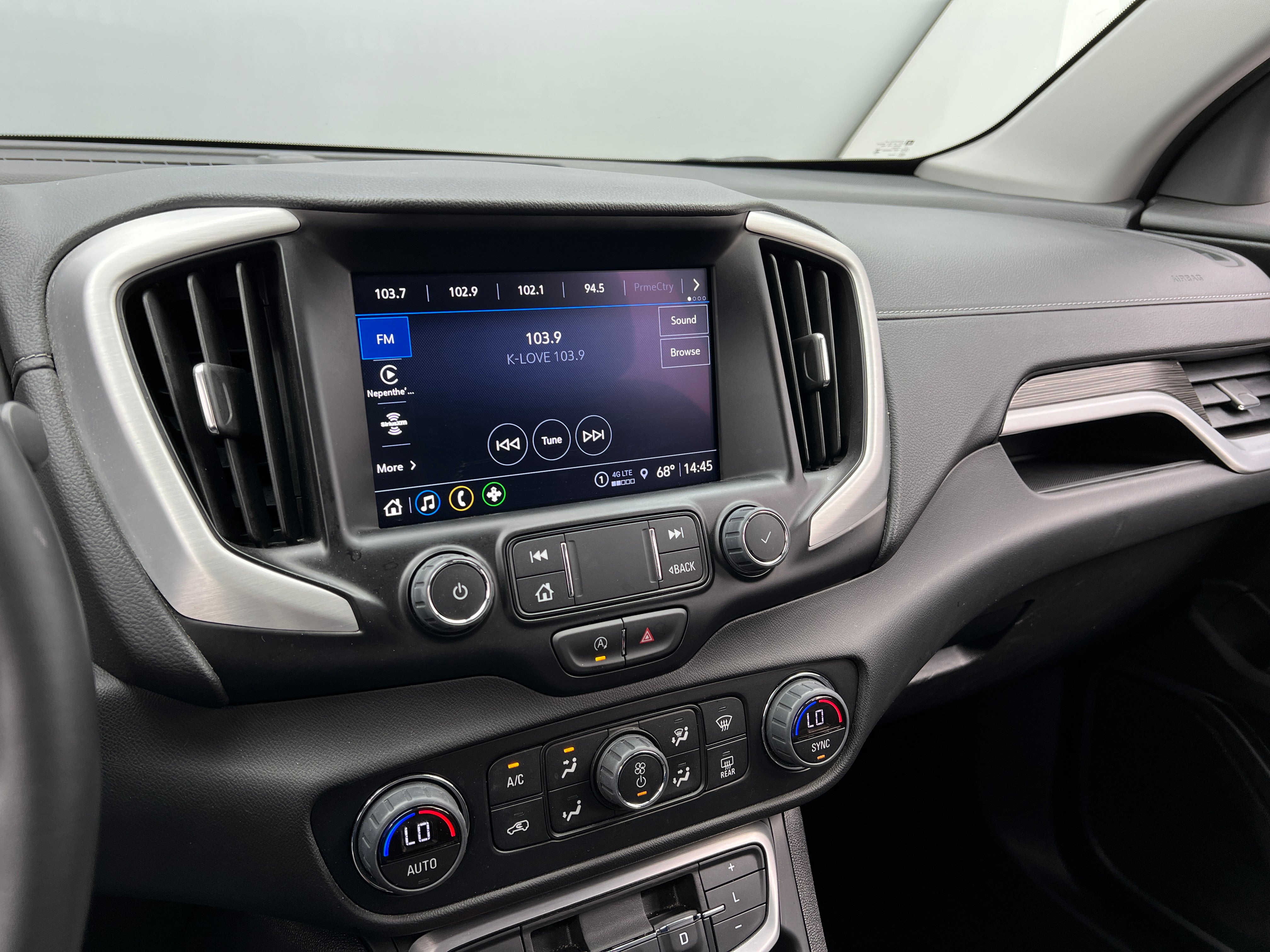 2024 GMC Terrain SLT 4