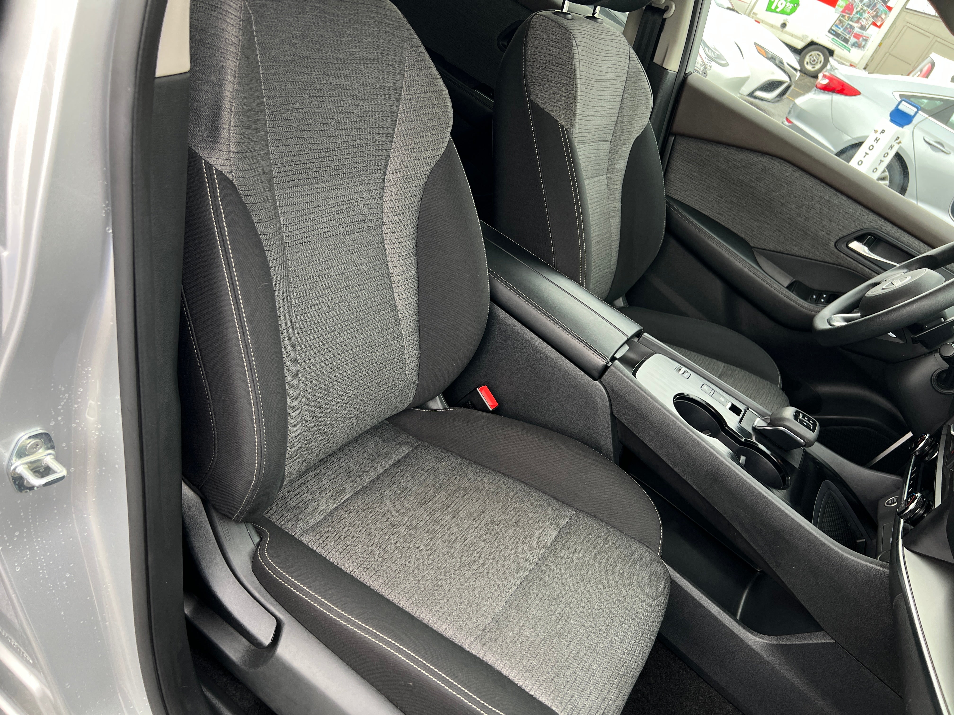 2023 Nissan Rogue SV 2
