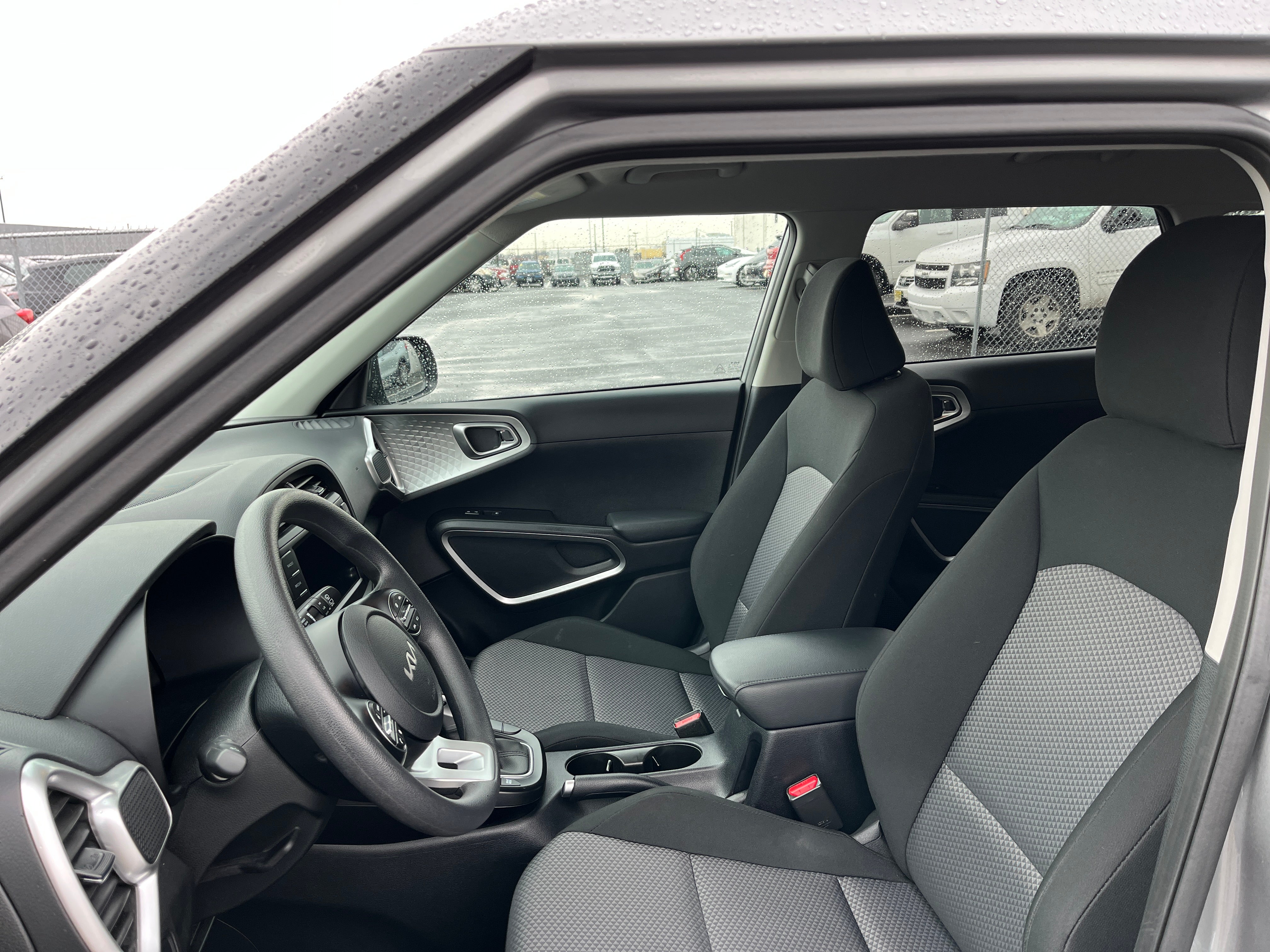 2024 Kia Soul LX 2