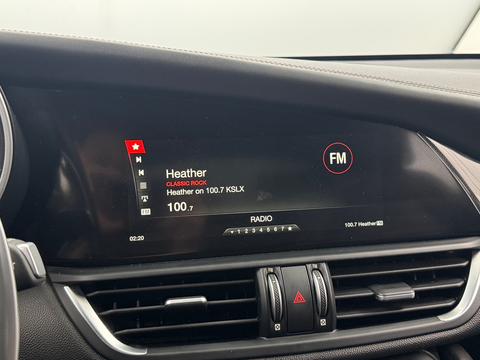 Thumbnail: 2019 Alfa Romeo Giulia - 3
