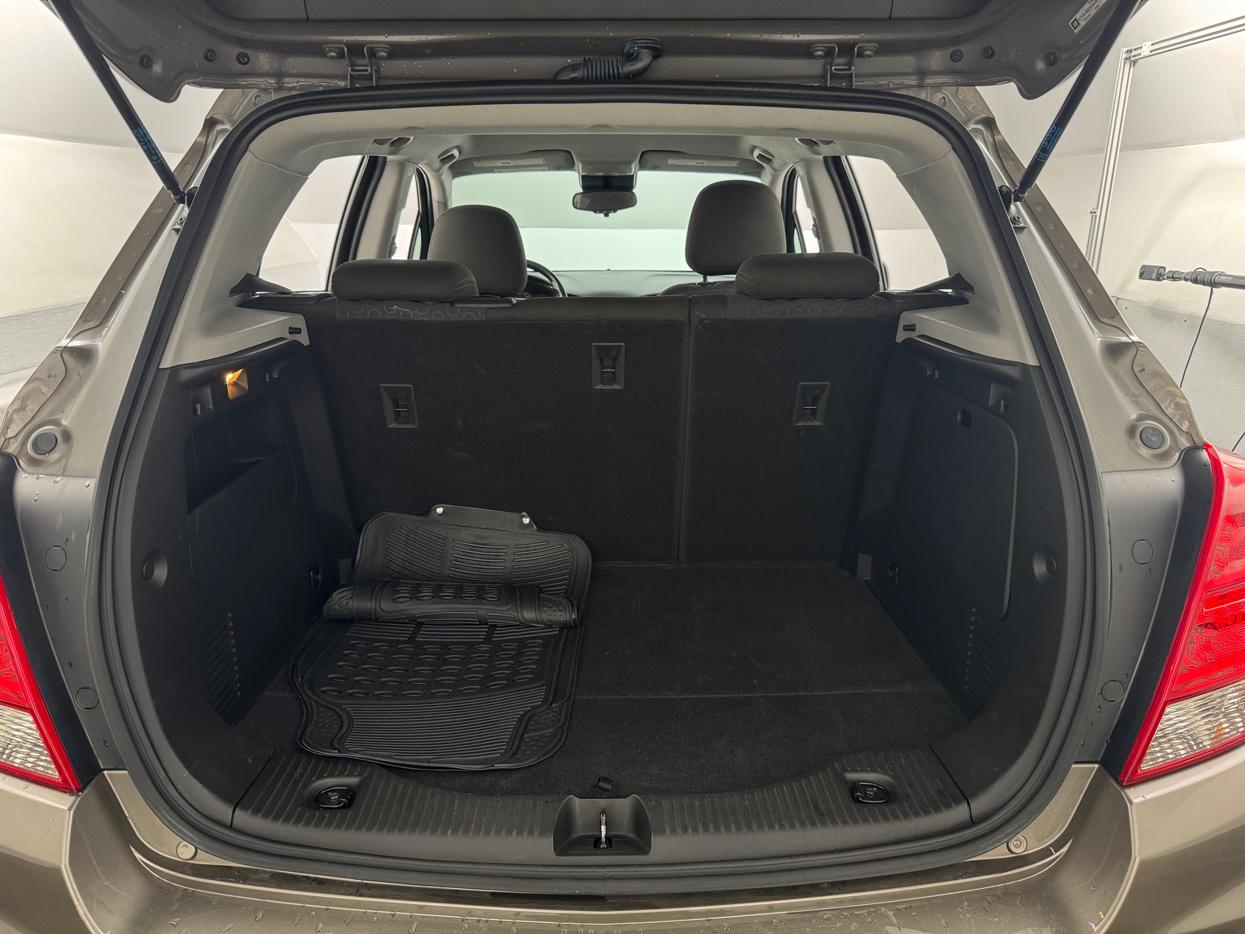 2020 Chevrolet Trax LS 7