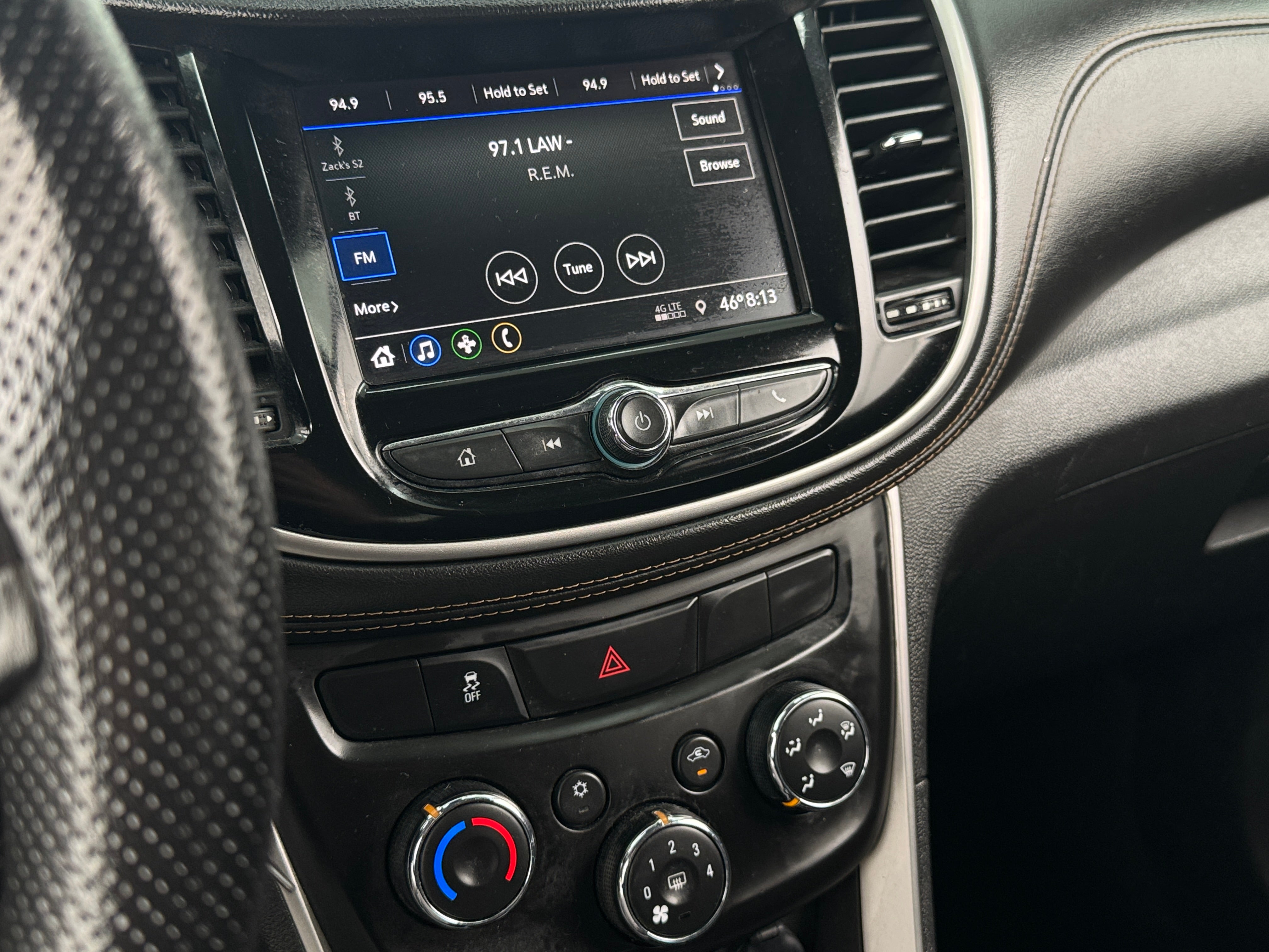 2020 Chevrolet Trax LS 4