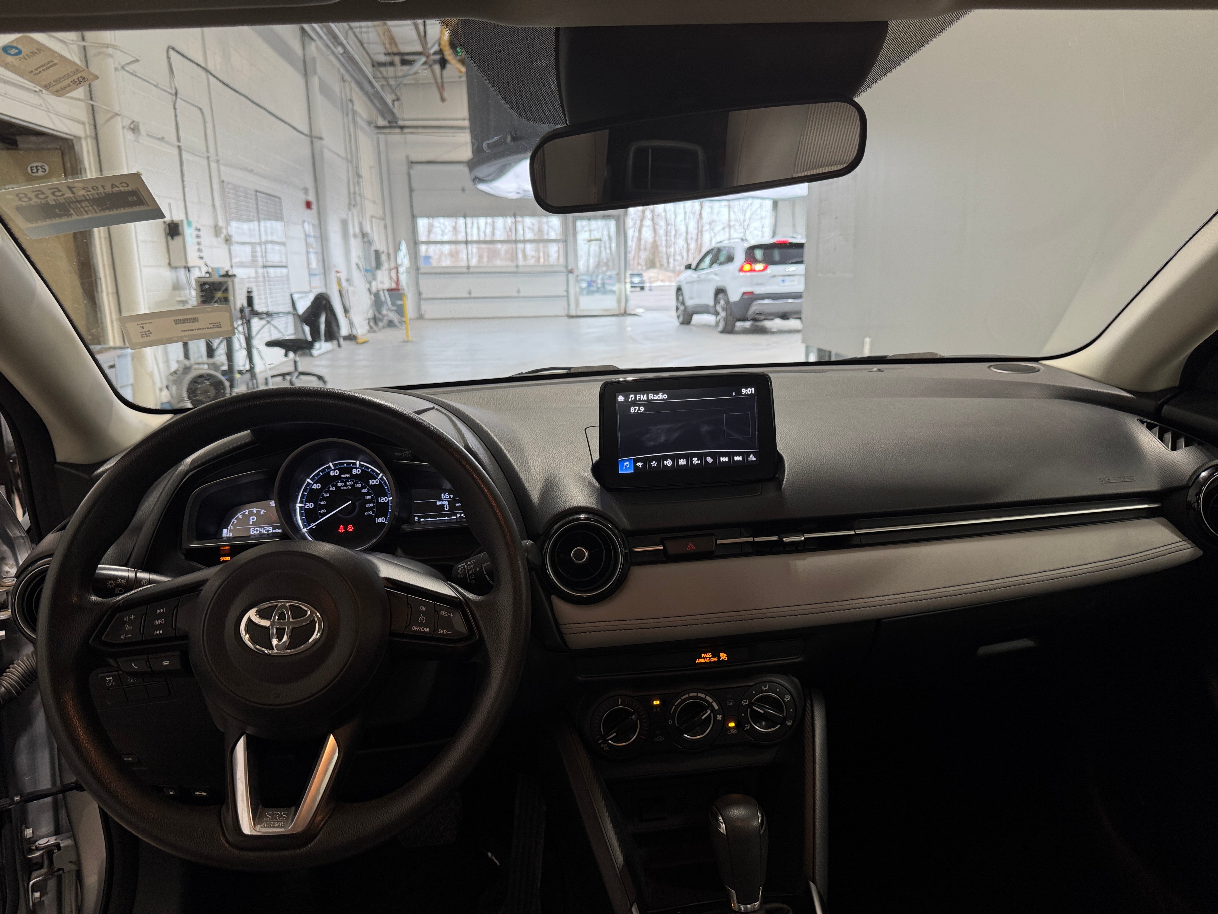 2019 Toyota Yaris LE 3