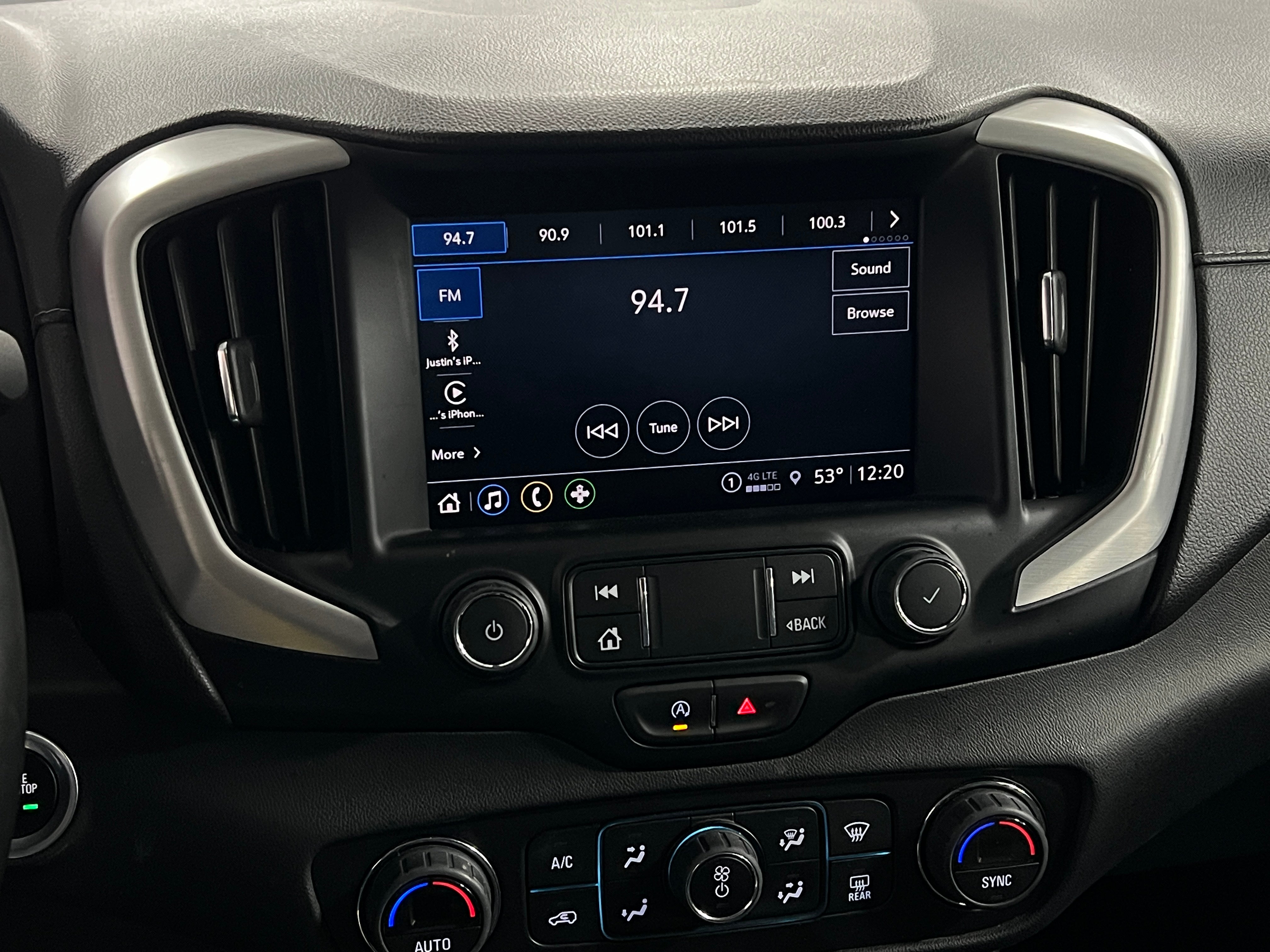 2023 GMC Terrain SLT 3