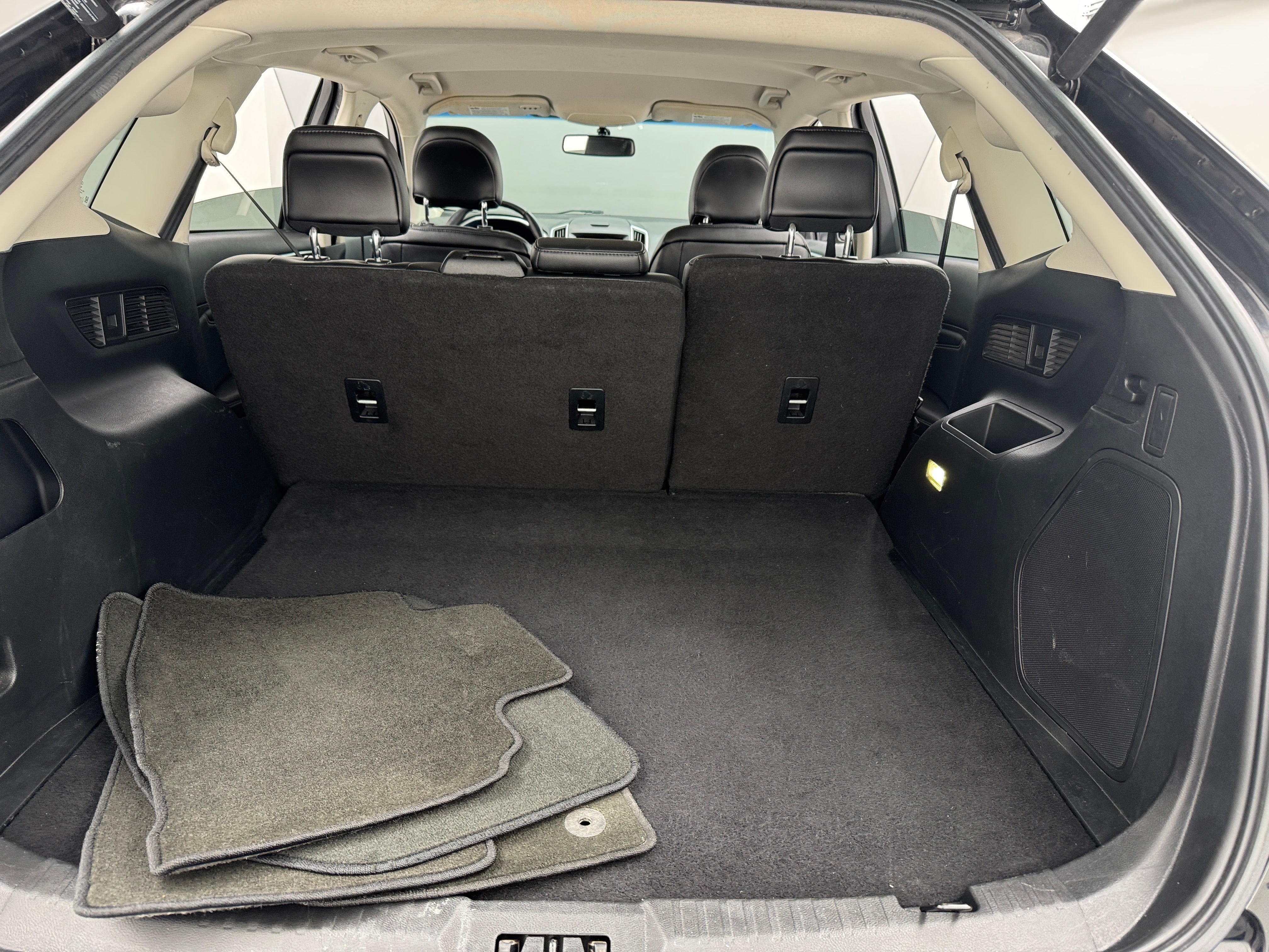 2017 Ford Edge Titanium 6
