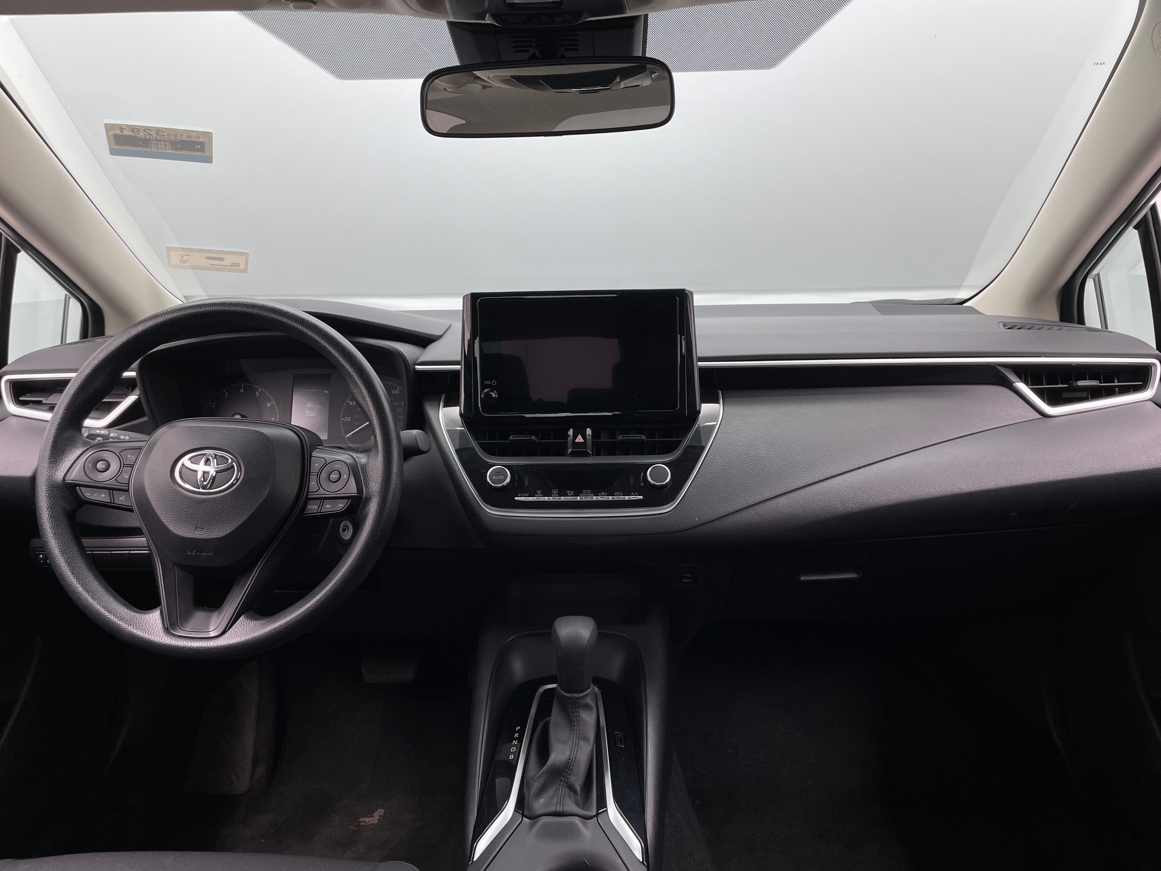 2024 Toyota Corolla LE 3
