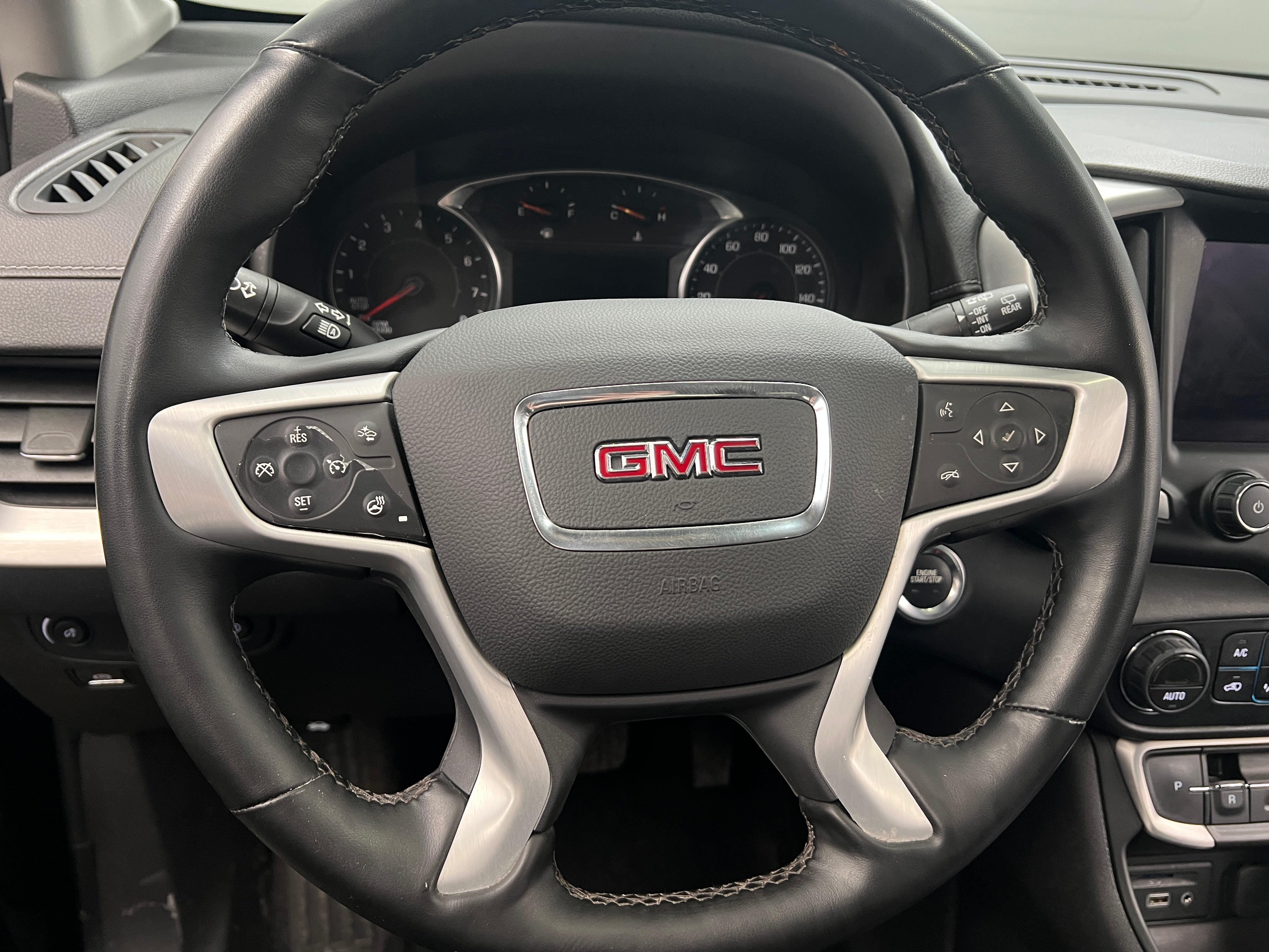 2023 GMC Terrain SLT 5