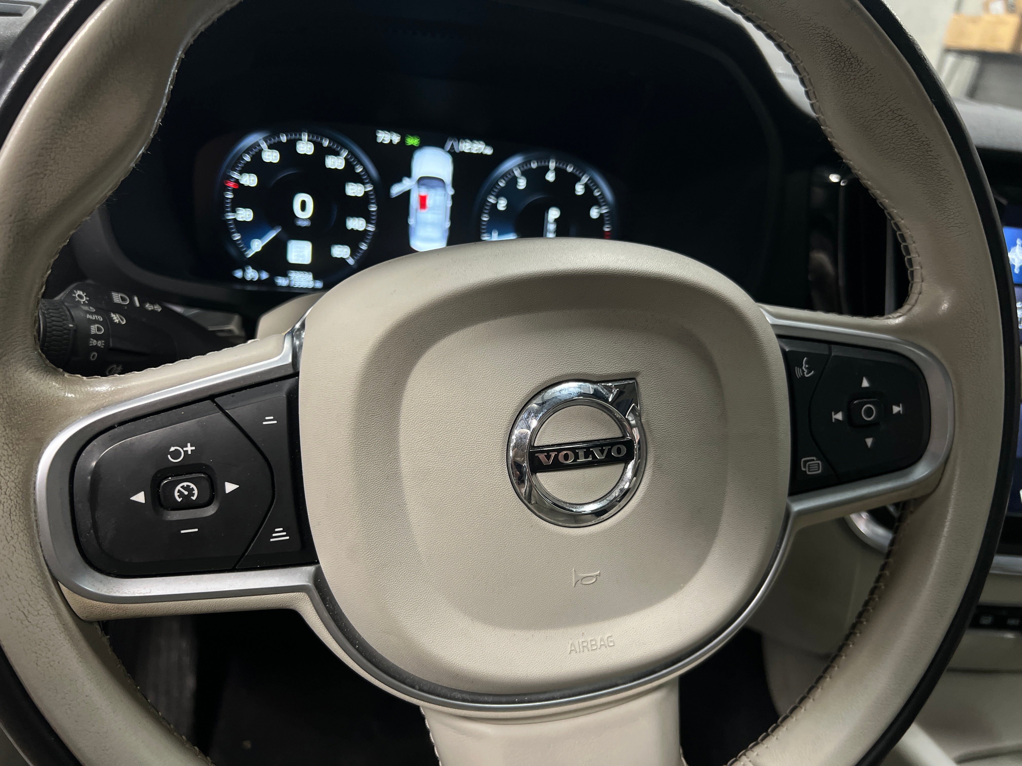 2019 Volvo S60 T6 Momentum 4