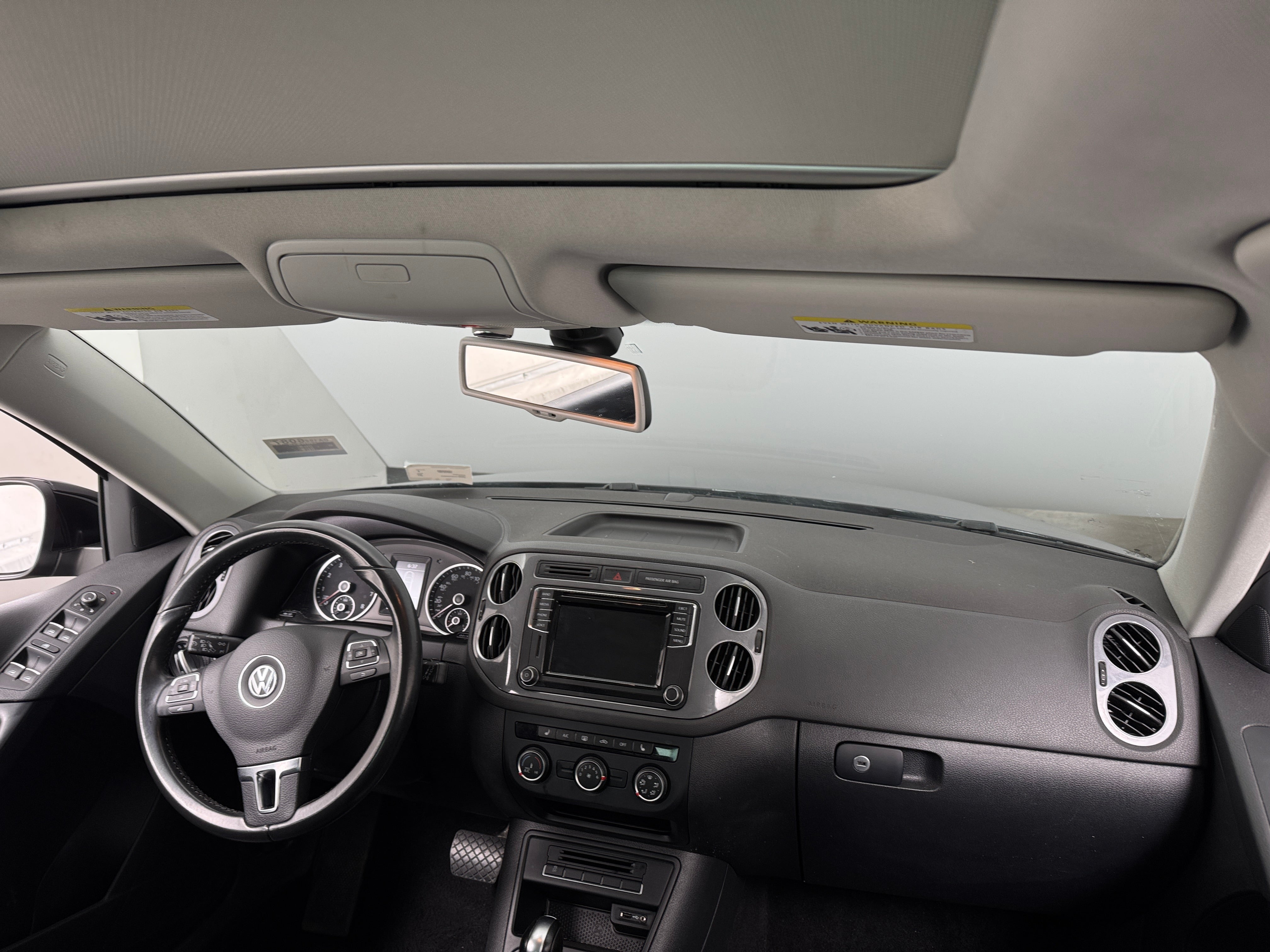 2017 Volkswagen Tiguan Wolfsburg Edition 2