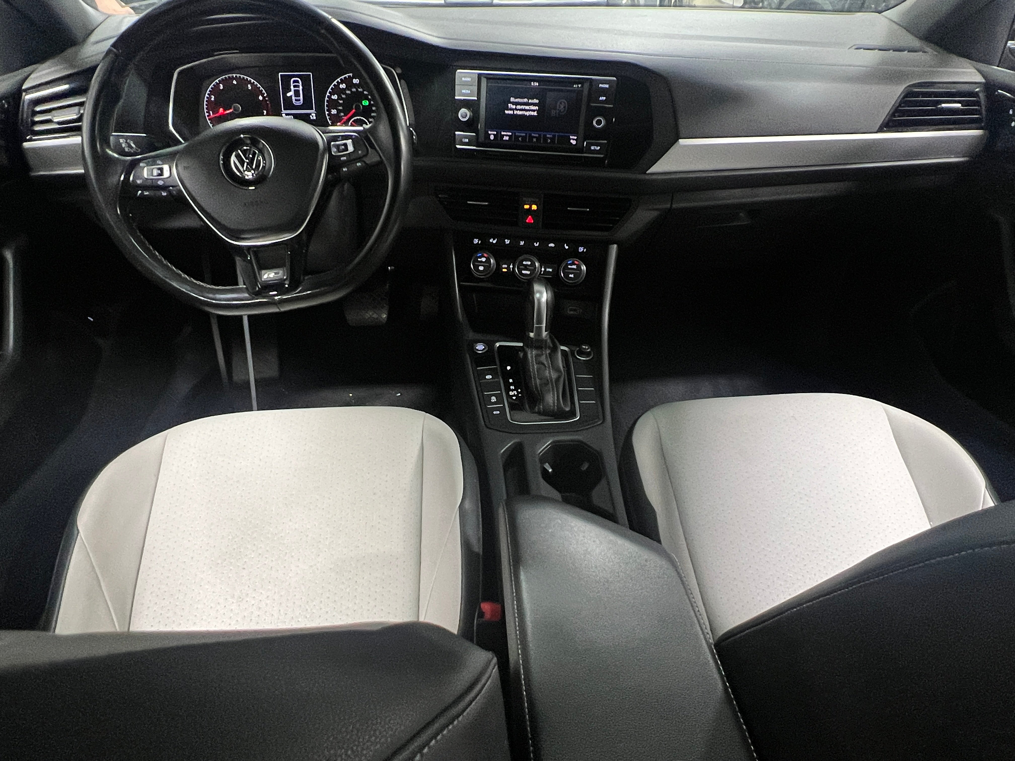 2019 Volkswagen Jetta R-Line 2