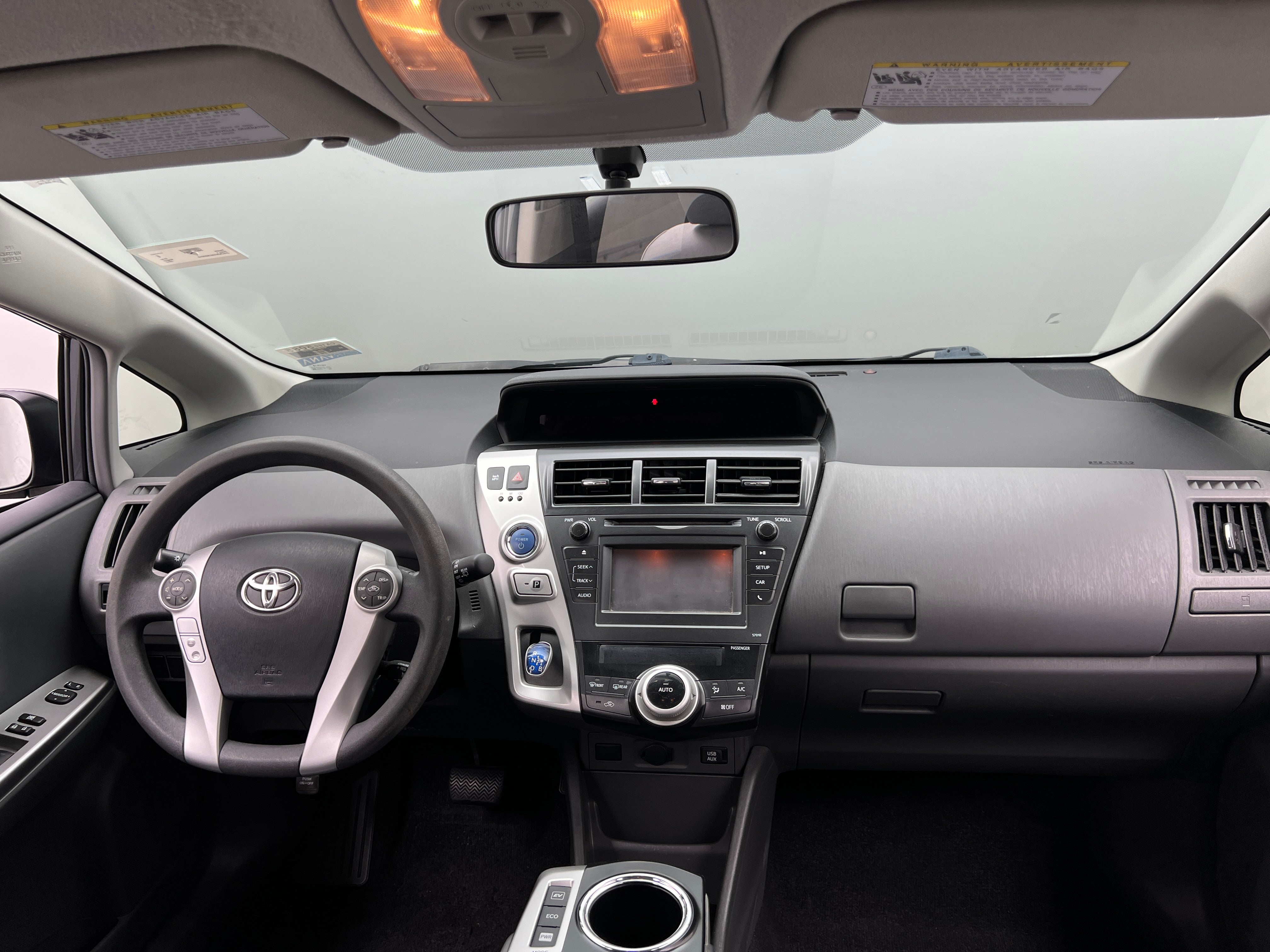 2012 Toyota Prius v Two 3