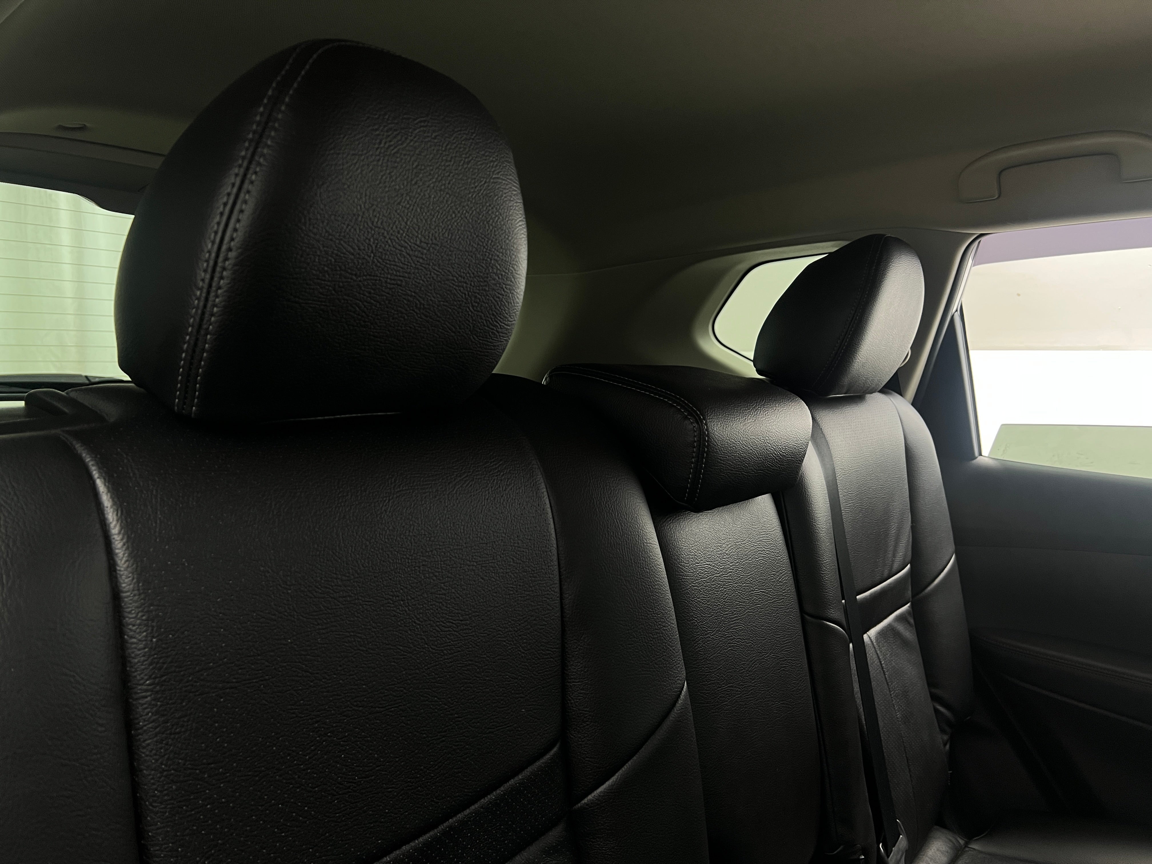 2018 Nissan Rogue SV 6