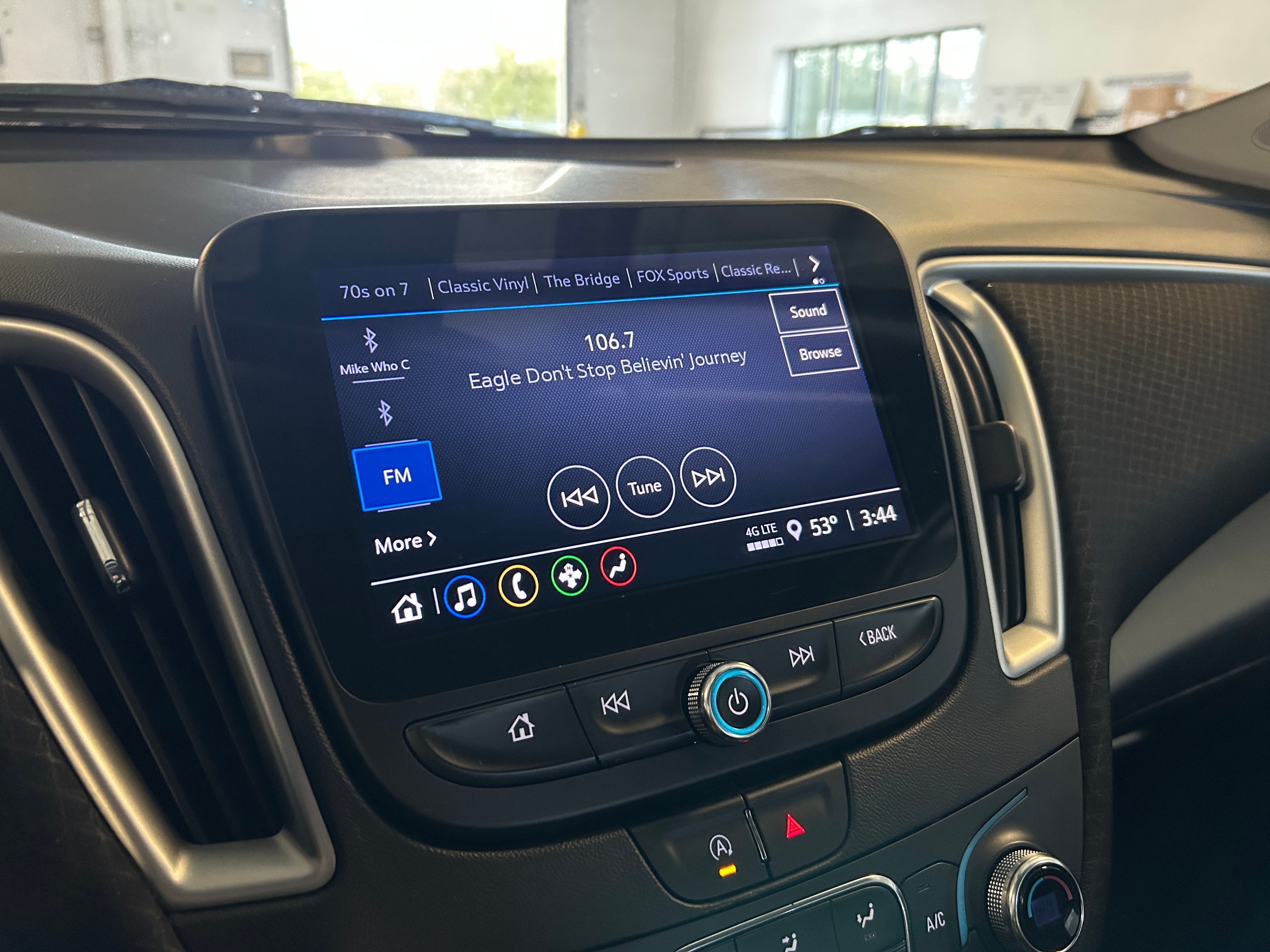 2022 Chevrolet Malibu LT 4