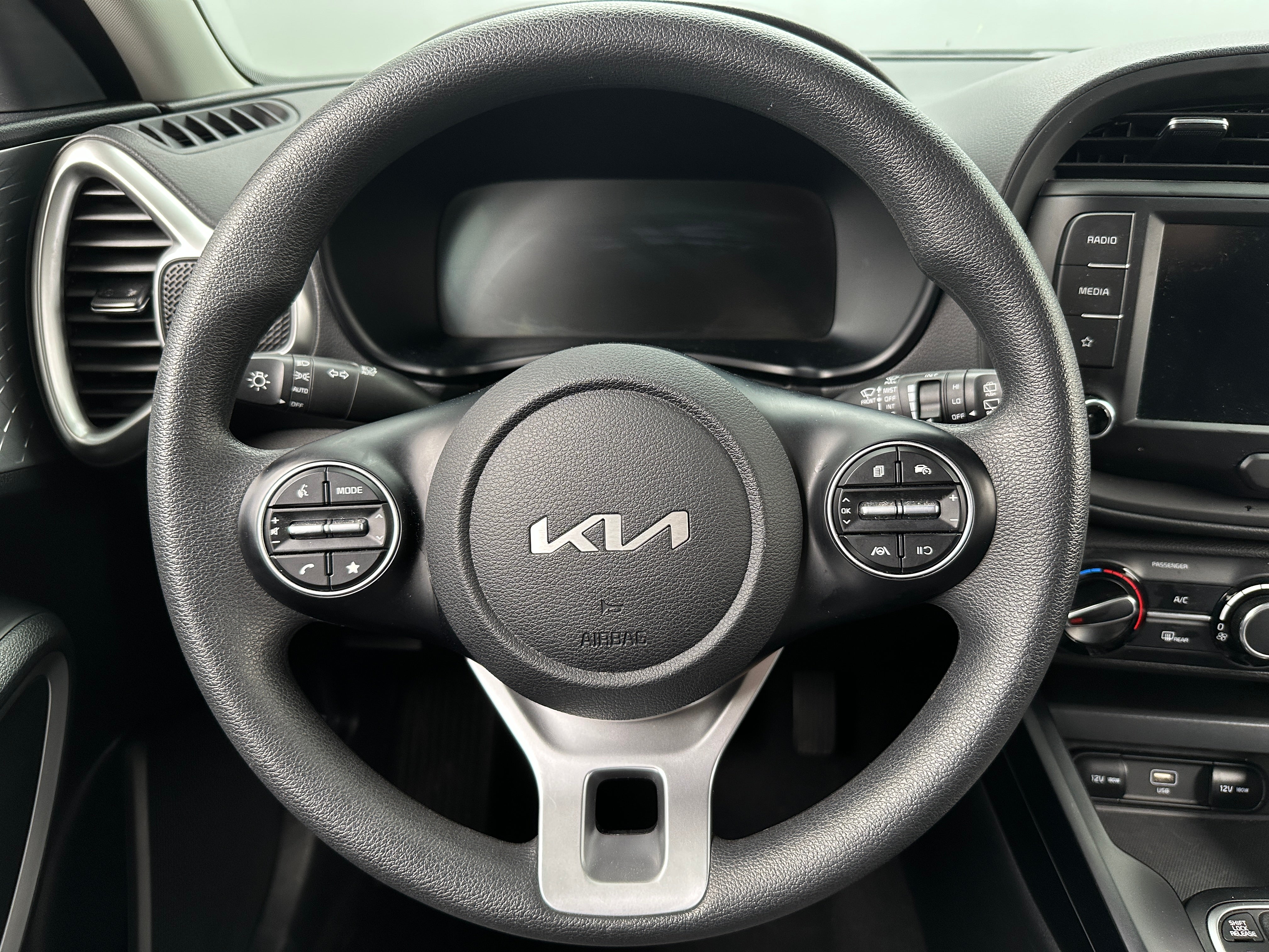 2024 Kia Soul LX 5