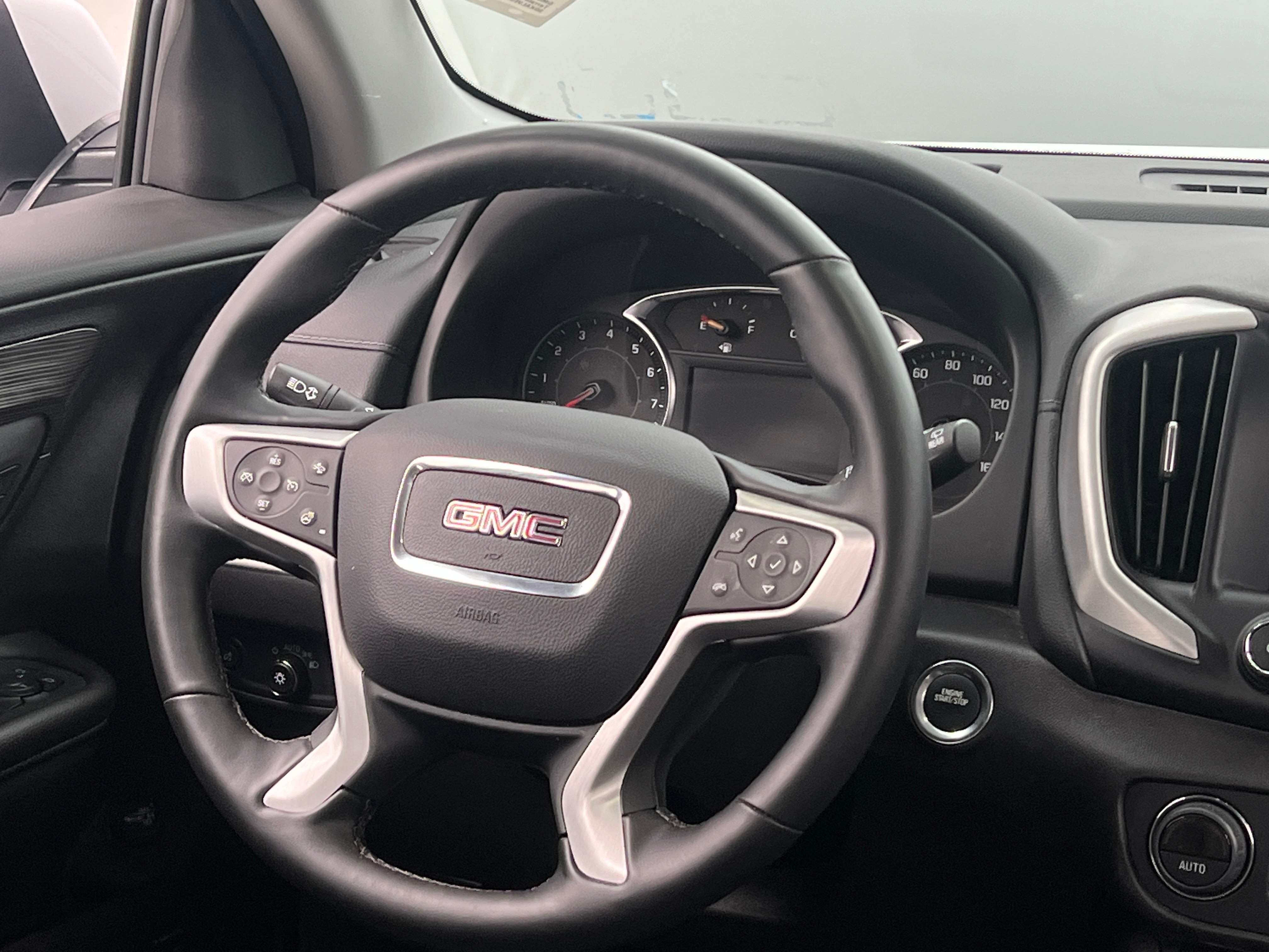 2024 GMC Terrain SLT 4