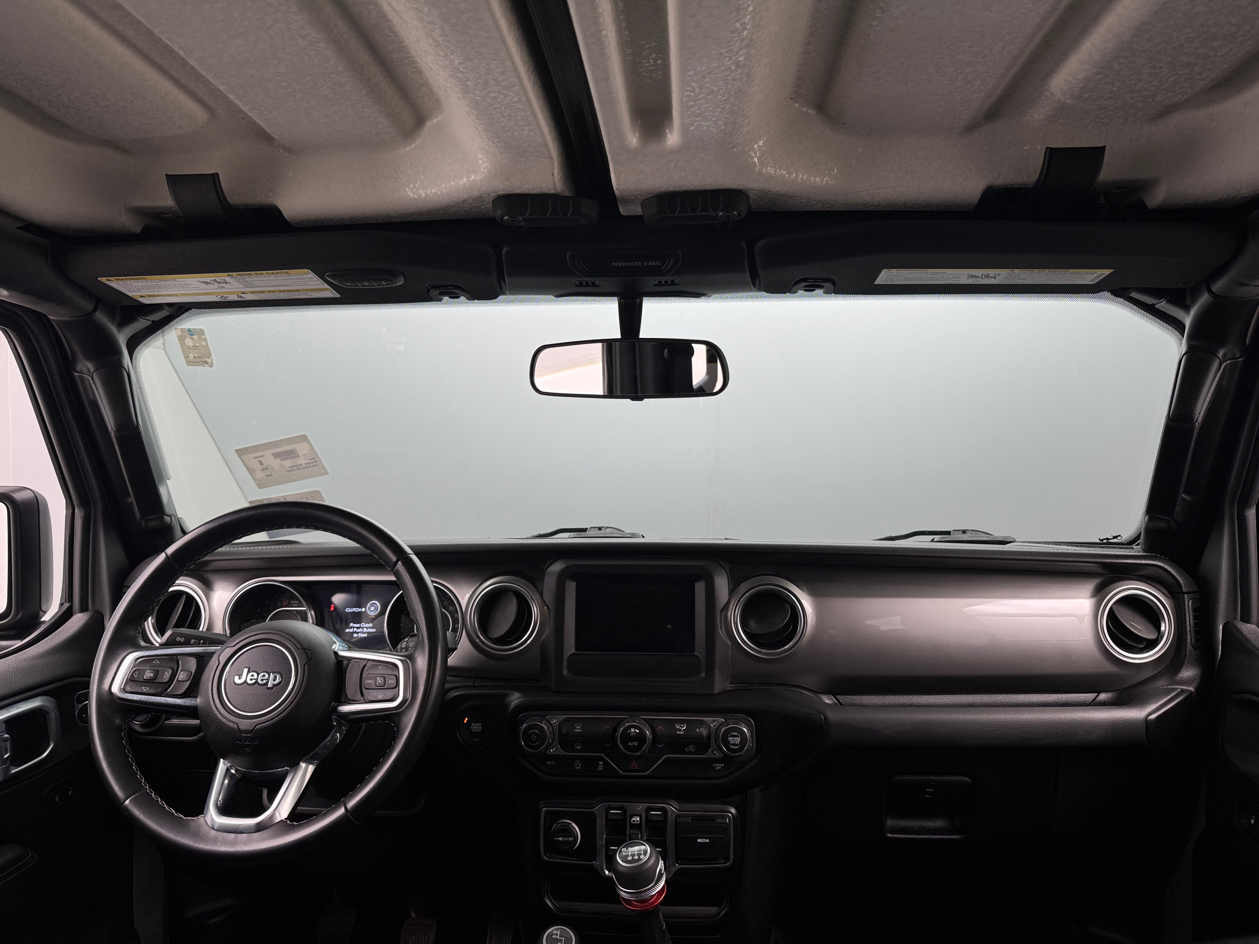 2020 Jeep Wrangler Unlimited Sahara 3