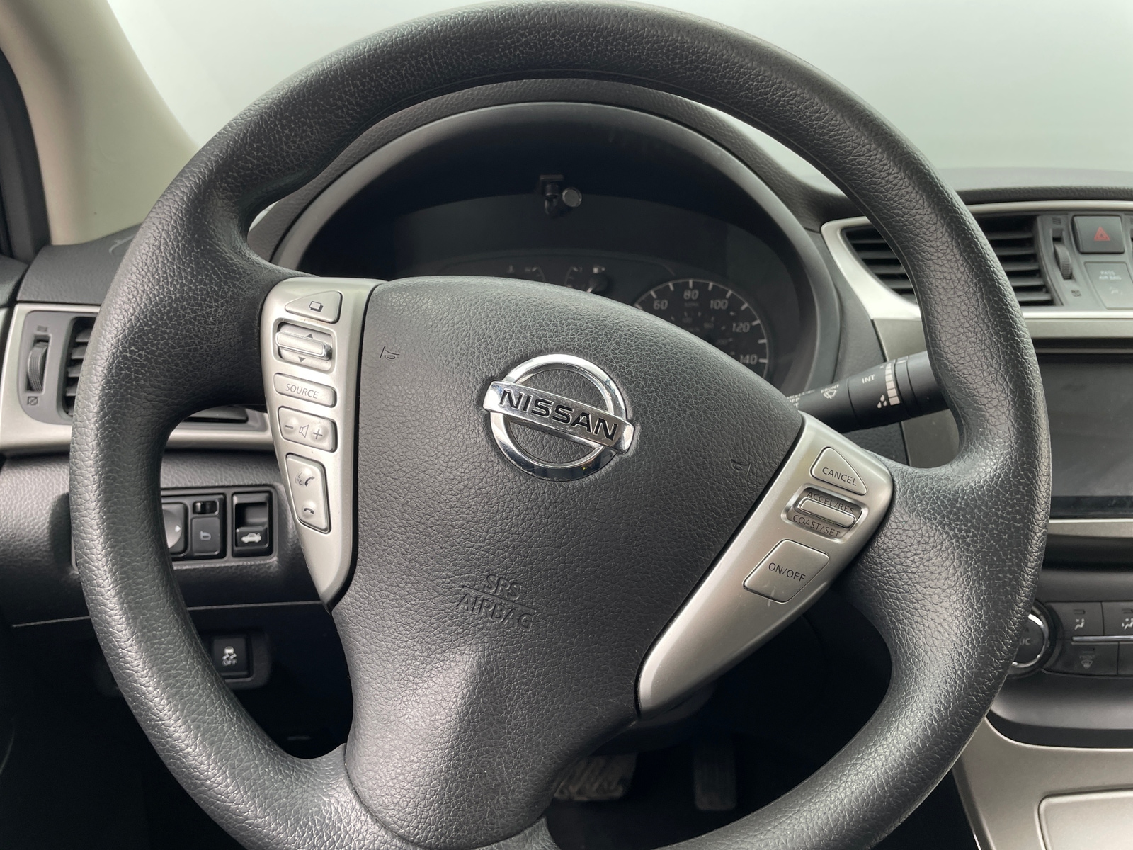 Thumbnail: 2015 Nissan Sentra - 5