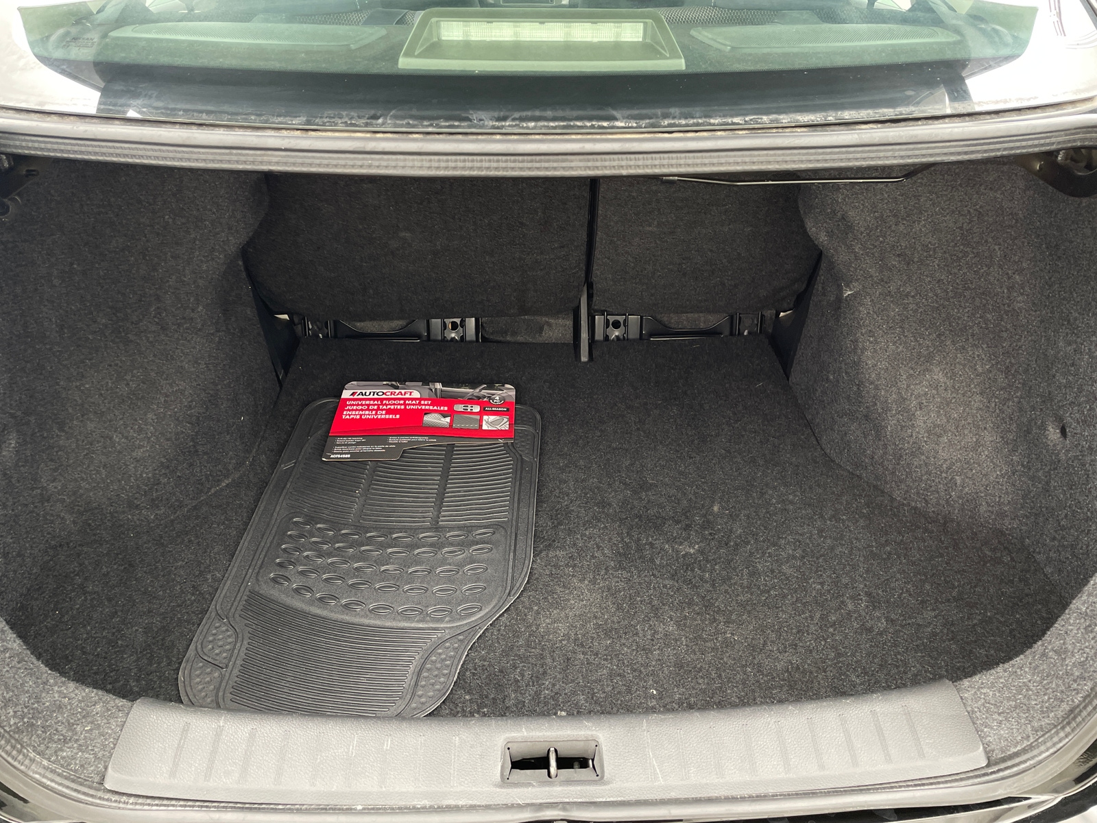 Thumbnail: 2015 Nissan Sentra - 7