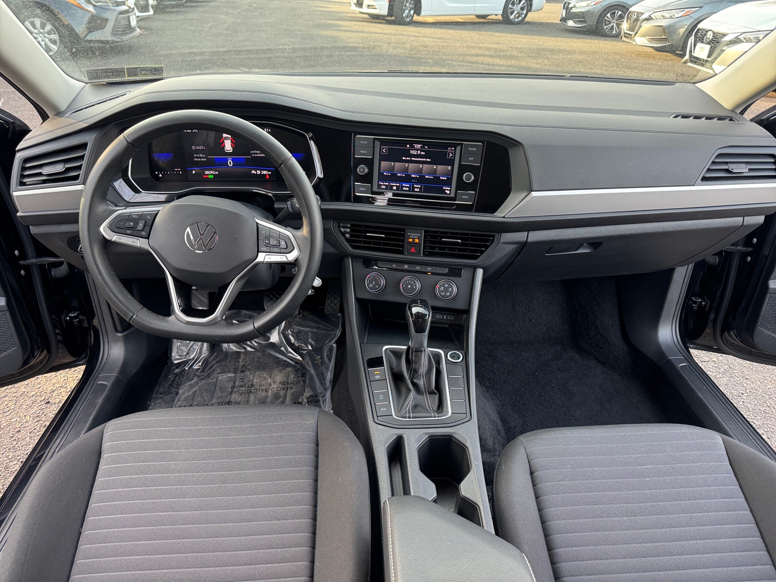 Thumbnail: 2024 Volkswagen Jetta - 3