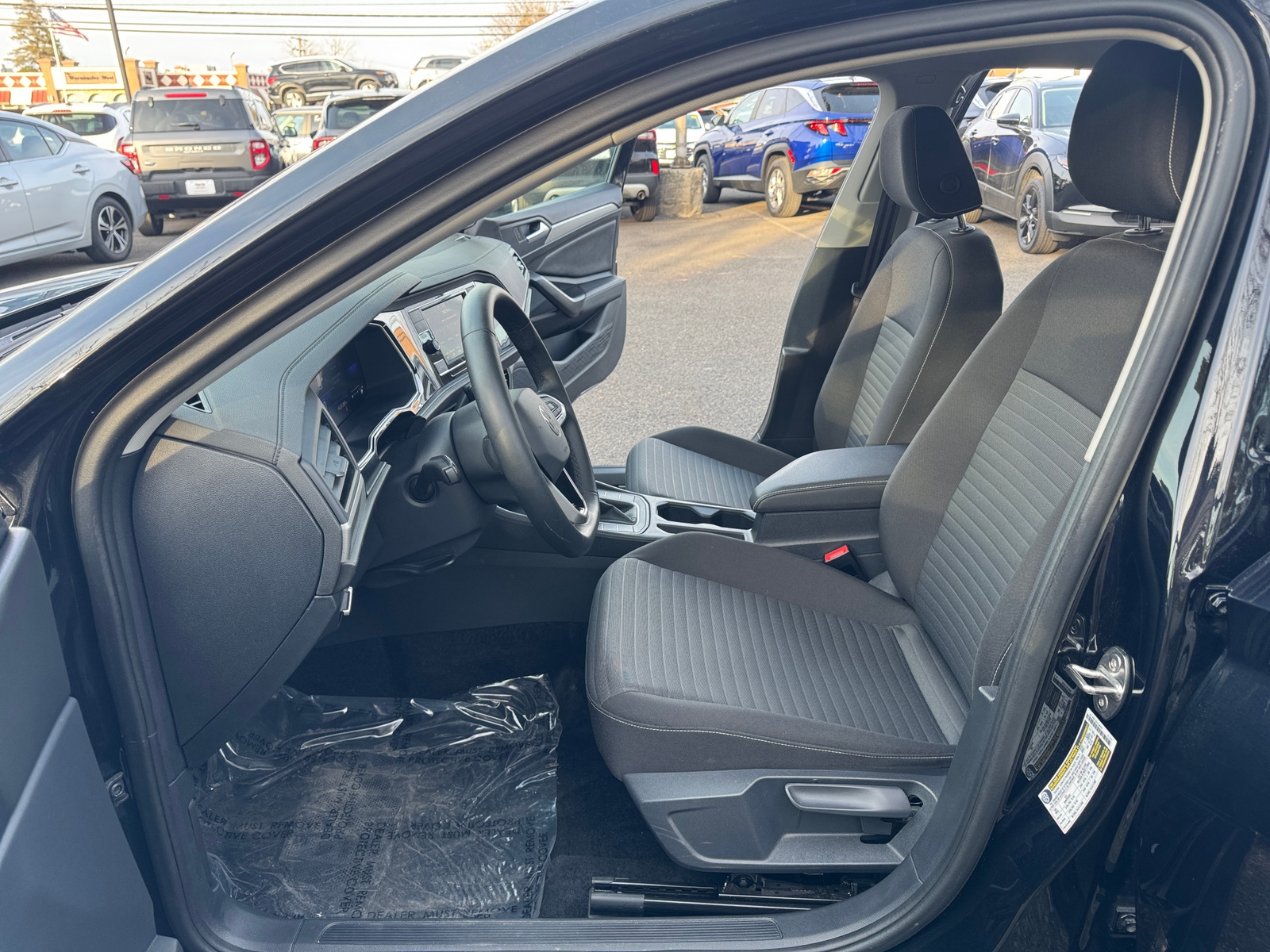 Thumbnail: 2024 Volkswagen Jetta - 2