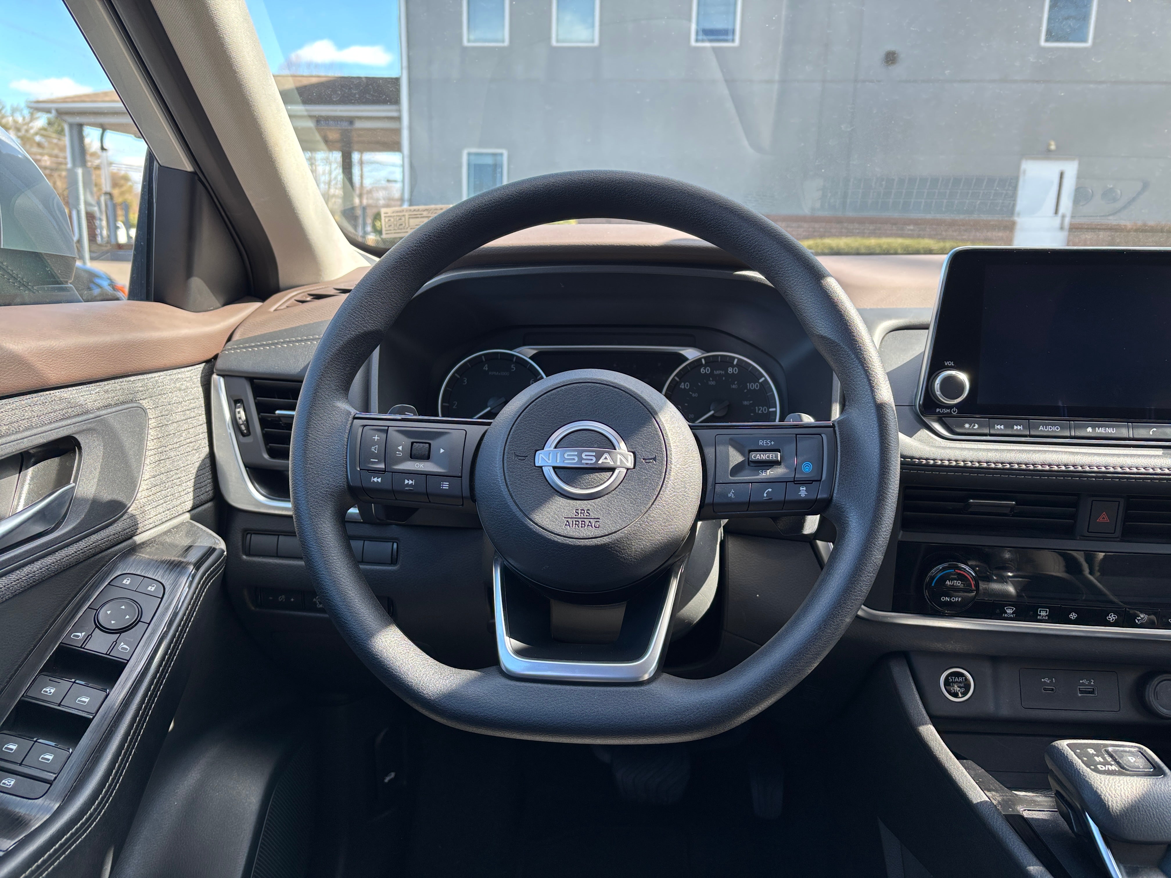 2023 Nissan Rogue SV 5