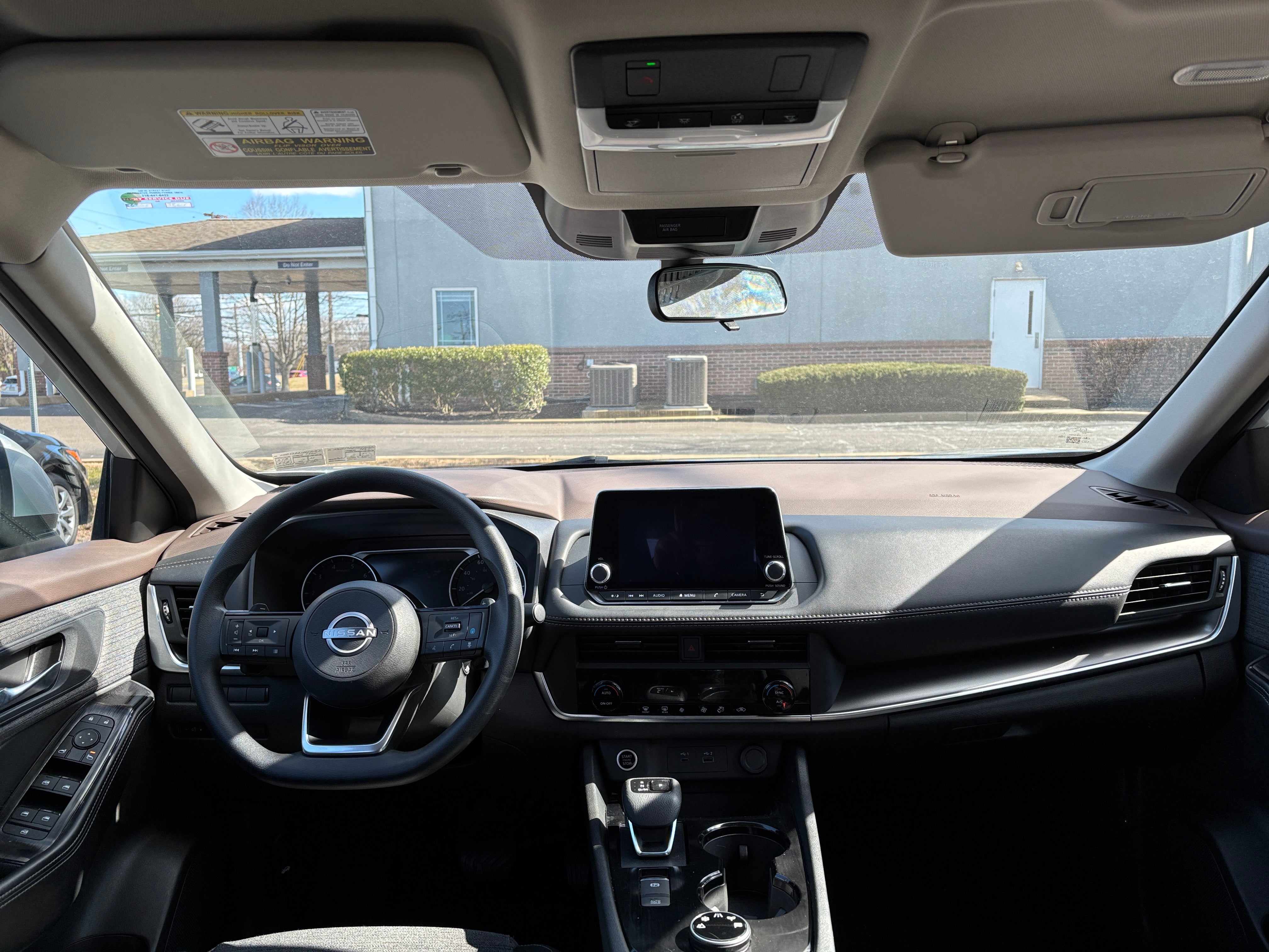 2023 Nissan Rogue SV 3