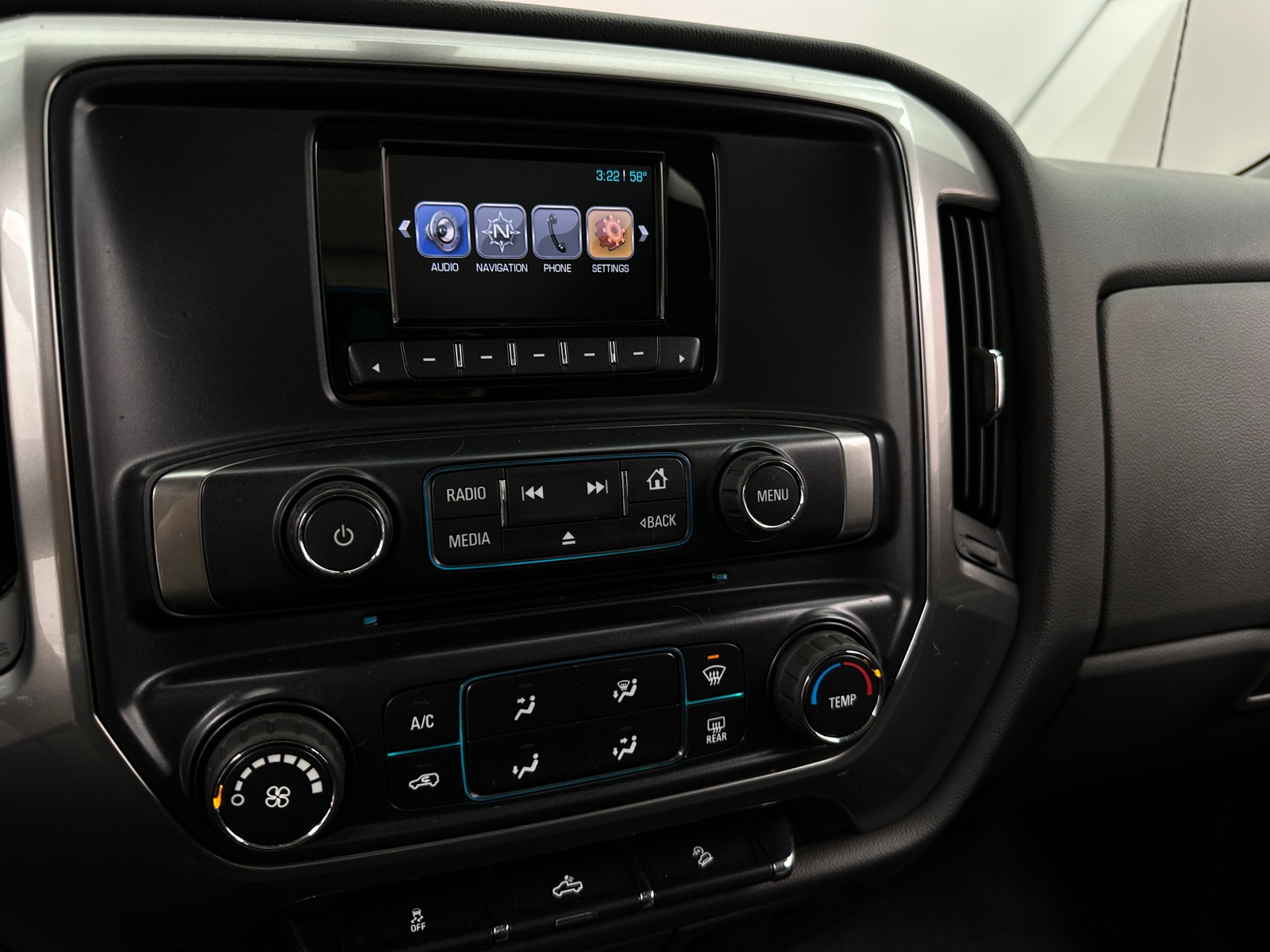 Thumbnail: 2014 Chevrolet Silverado 1500 - 4
