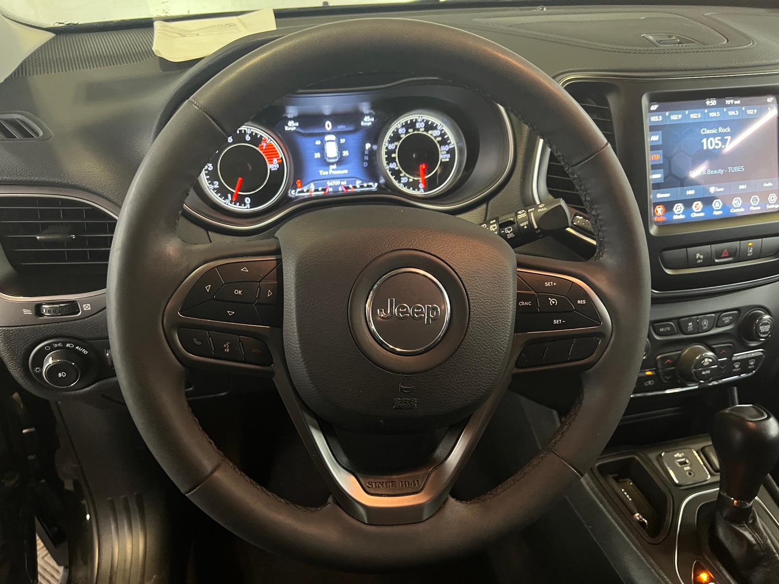 Thumbnail: 2022 Jeep Cherokee - 4